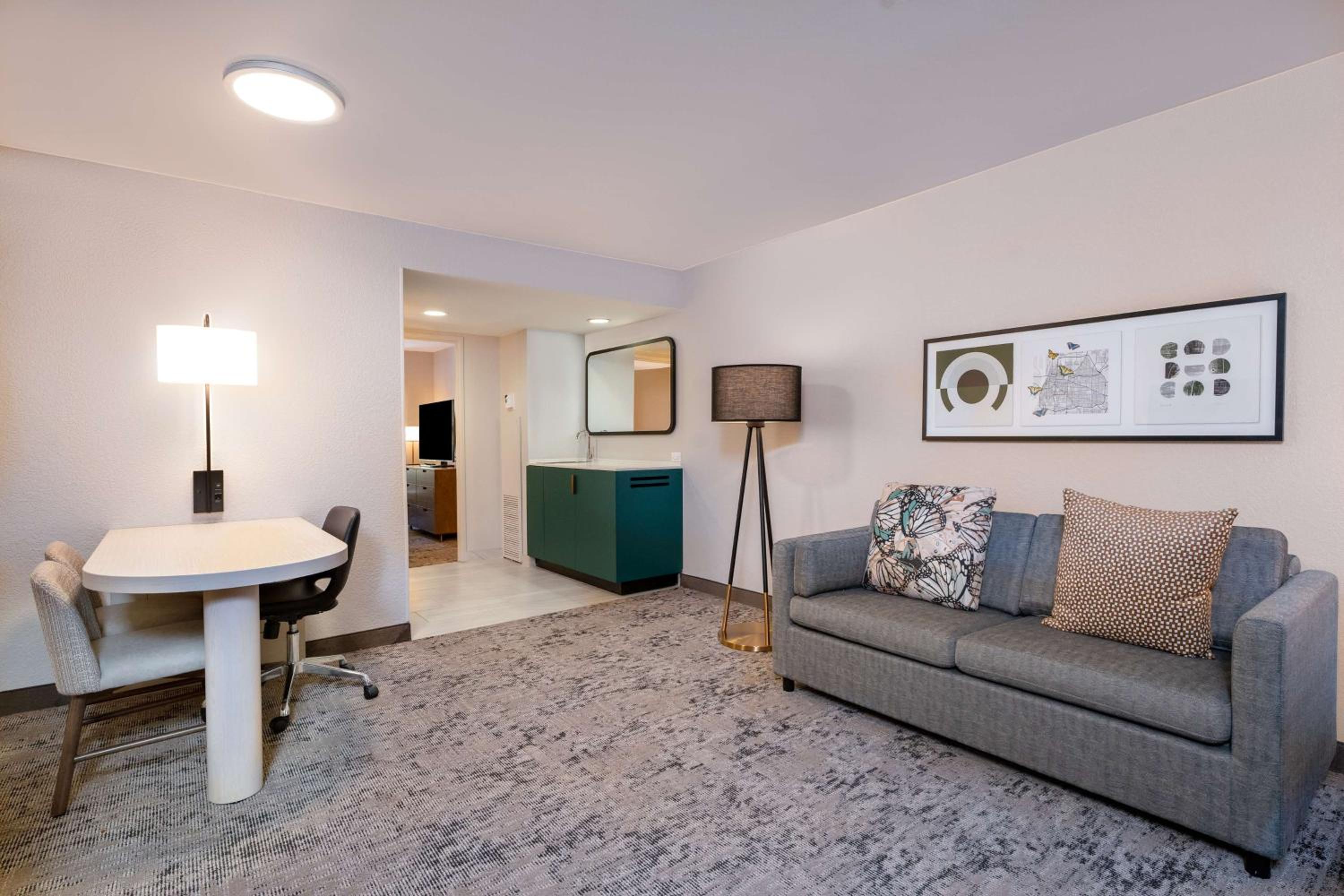 Two-Room Suite with Two Double Beds and Sofa Bed - Photo 10