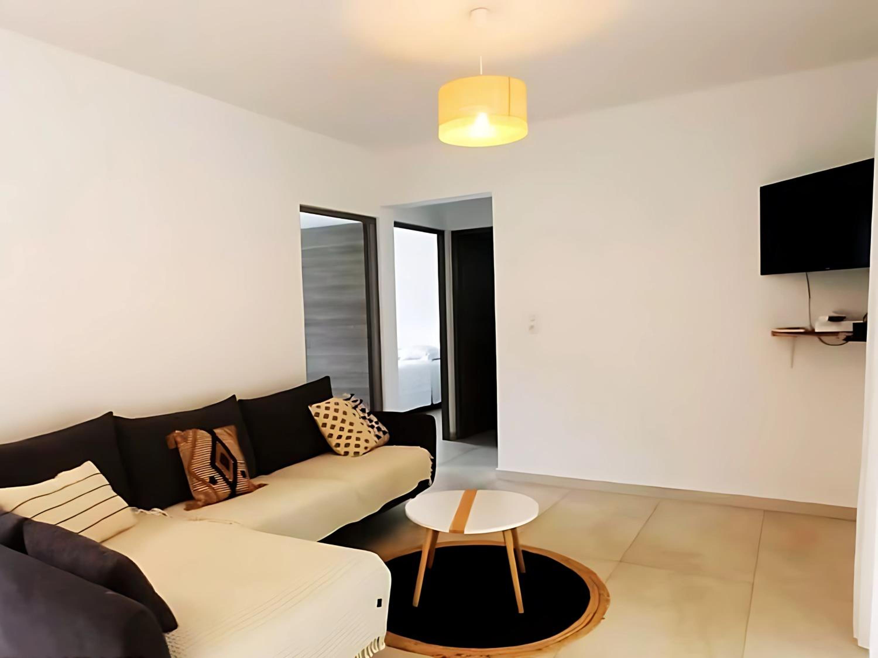 Three-Bedroom Villa - Photo 1