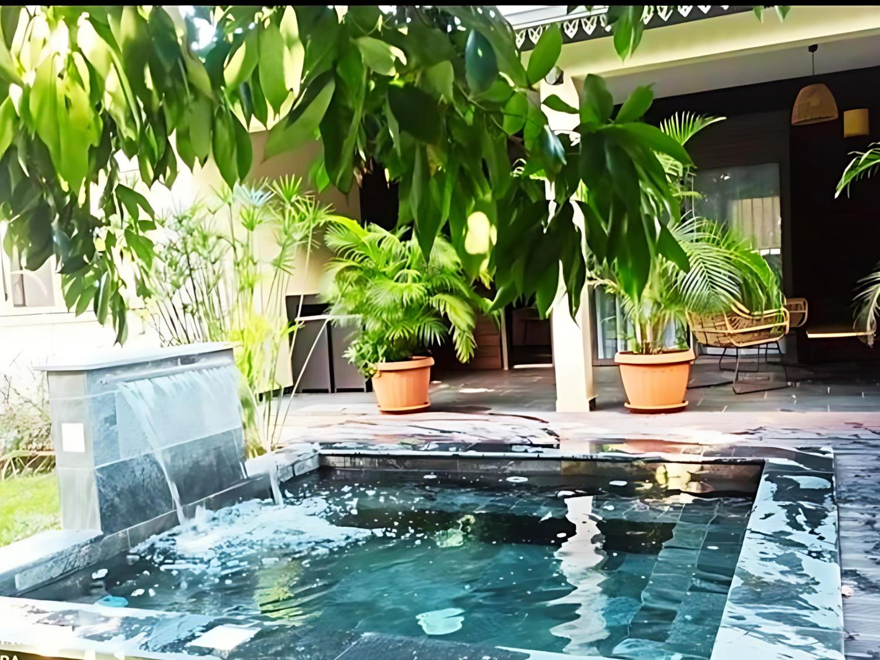Two-Bedroom Villa - Photo 3