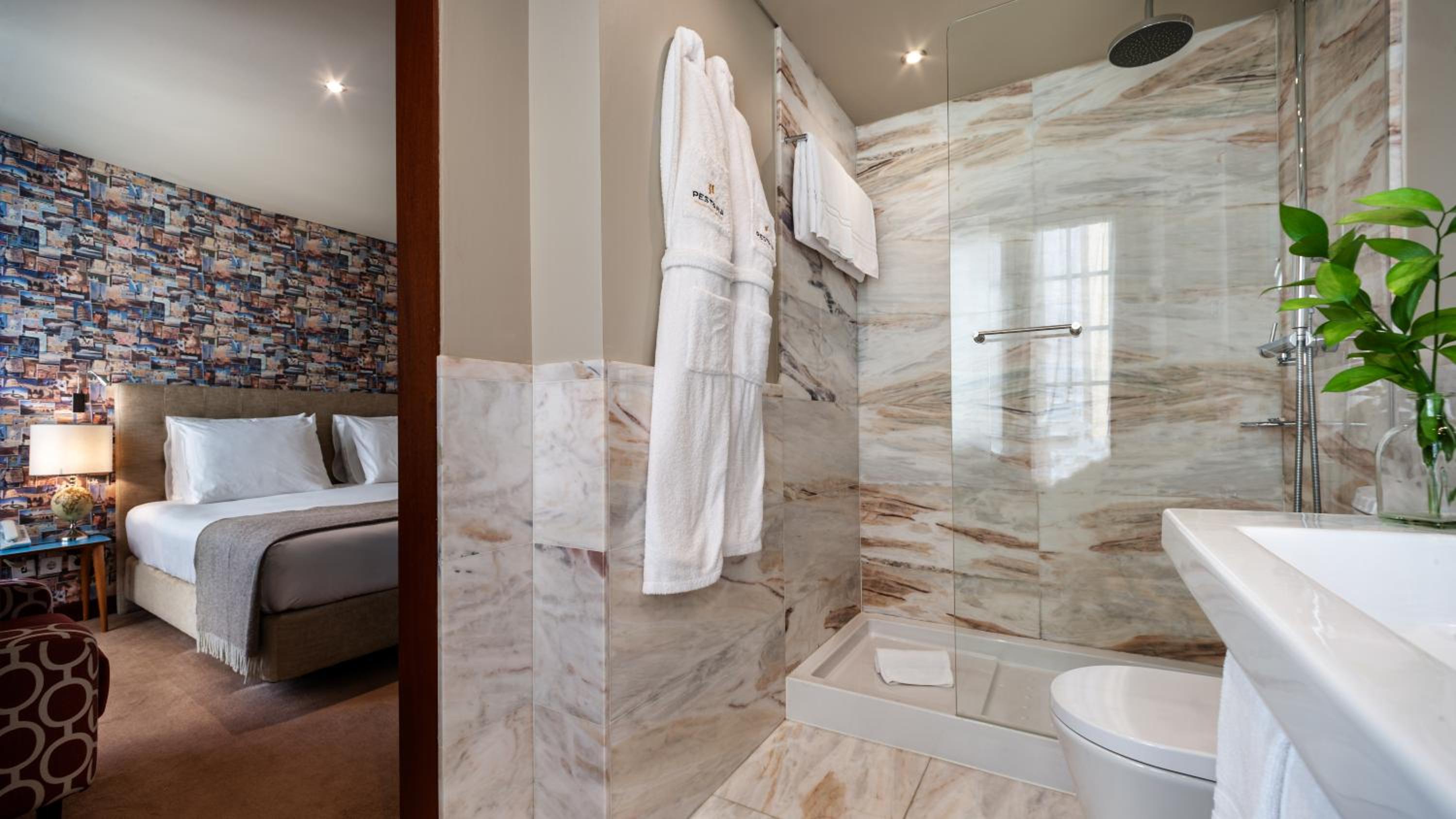 Classic Double or Twin Room - Photo 5