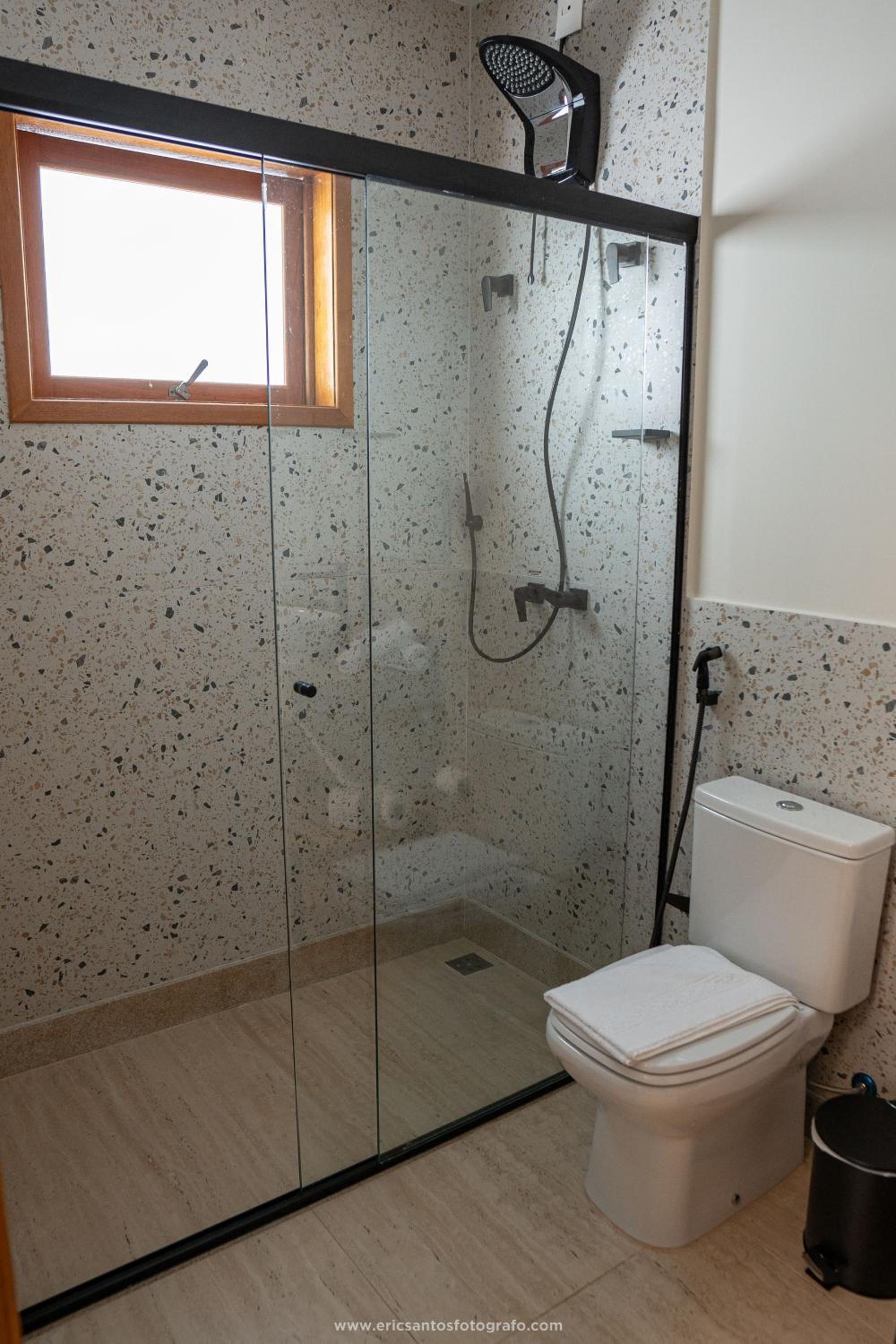 Queen Suite photo 3
