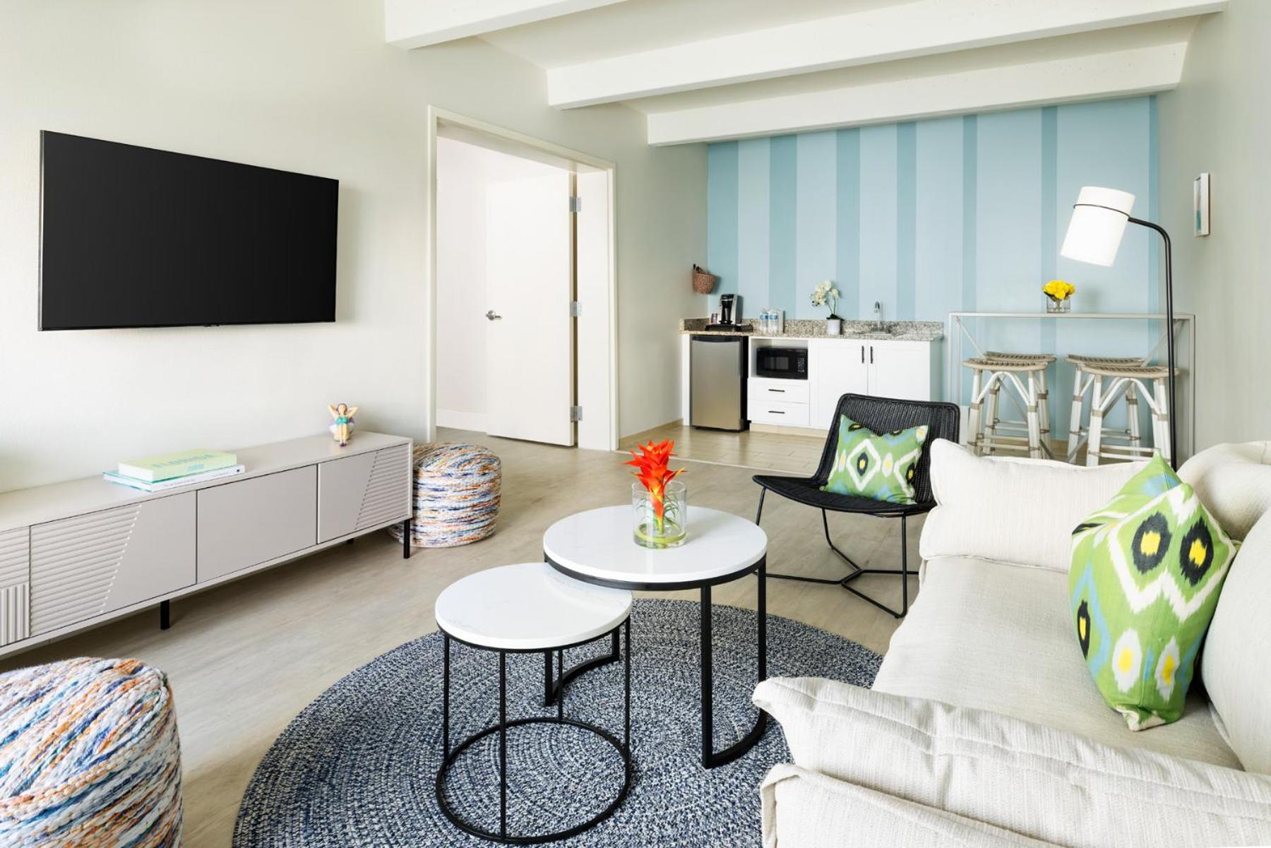 Ocean View Suite – Newly Renovated