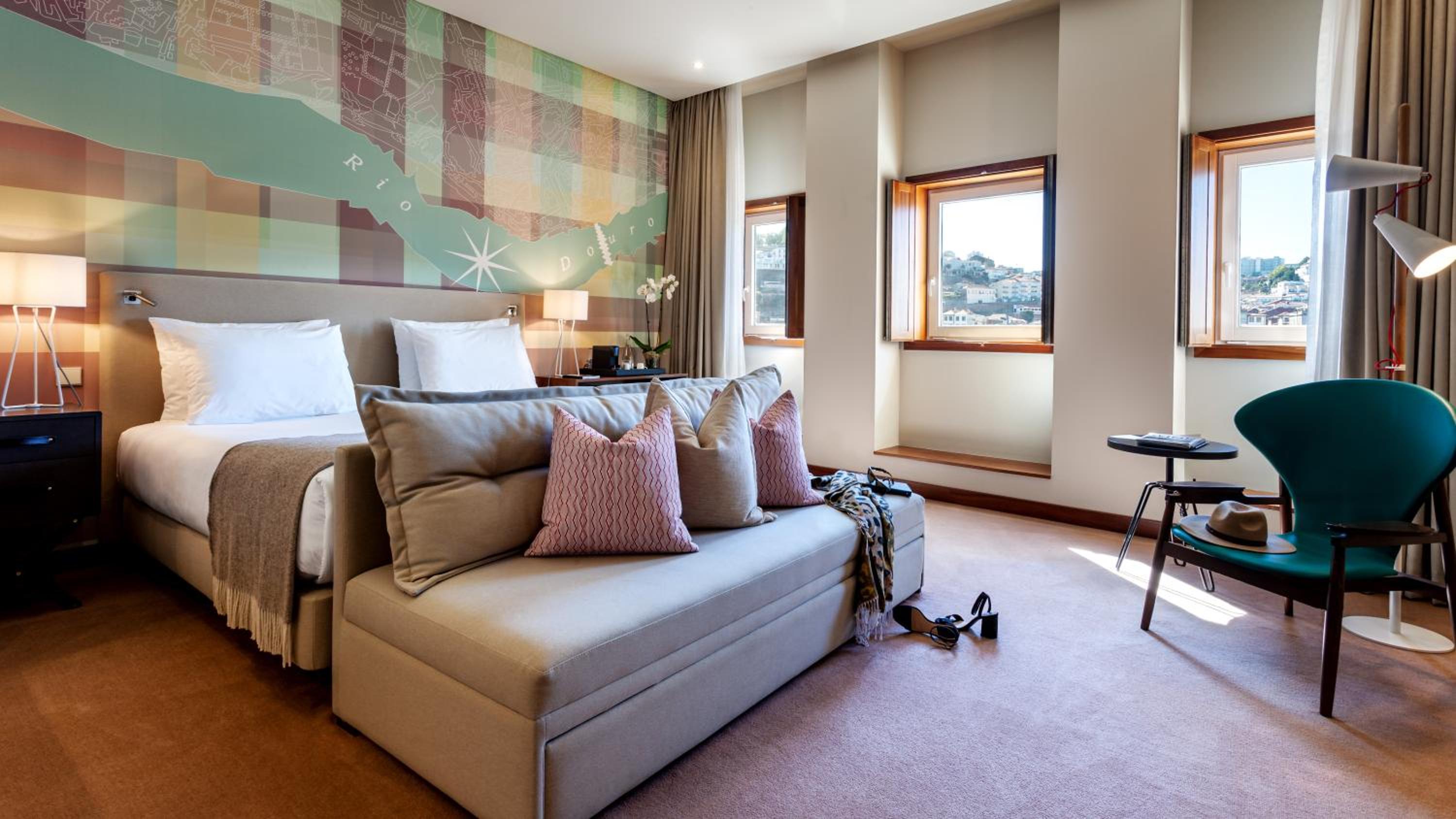 Double or Twin Room Vintage with View - Photo 2