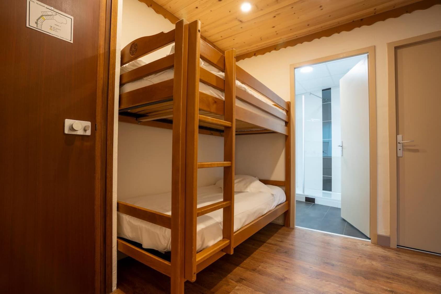Quadruple Room - Photo 2
