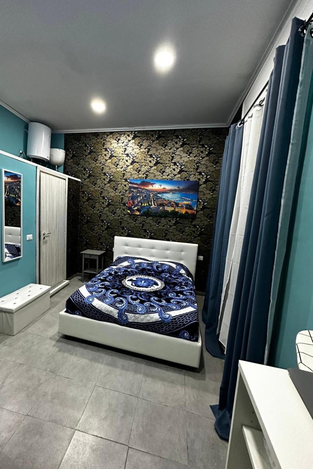 Queen Room With Balcony
