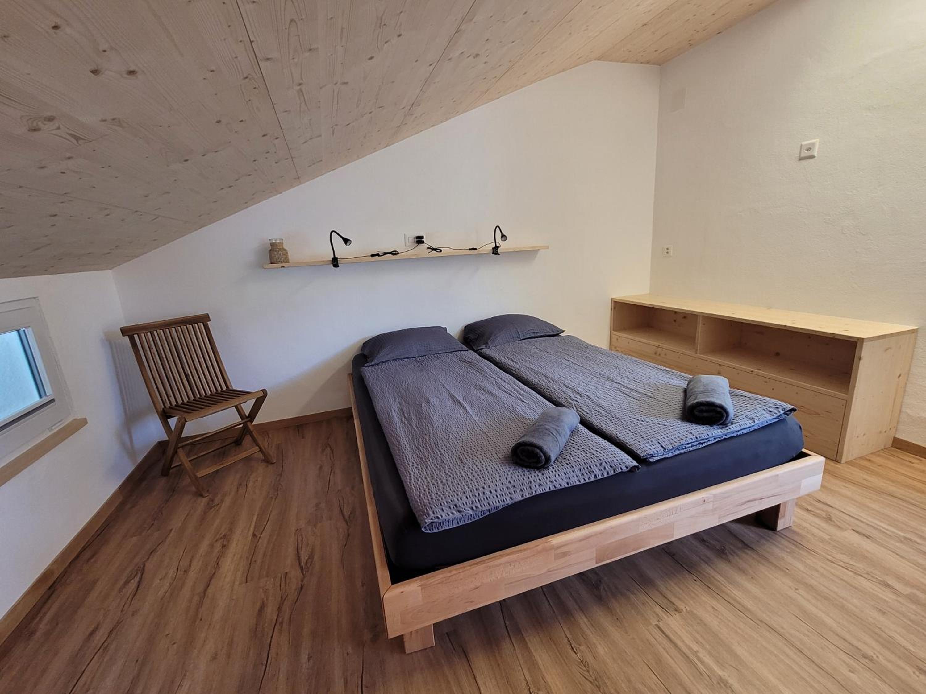 Double or Twin Room with Private Bathroom photo 3