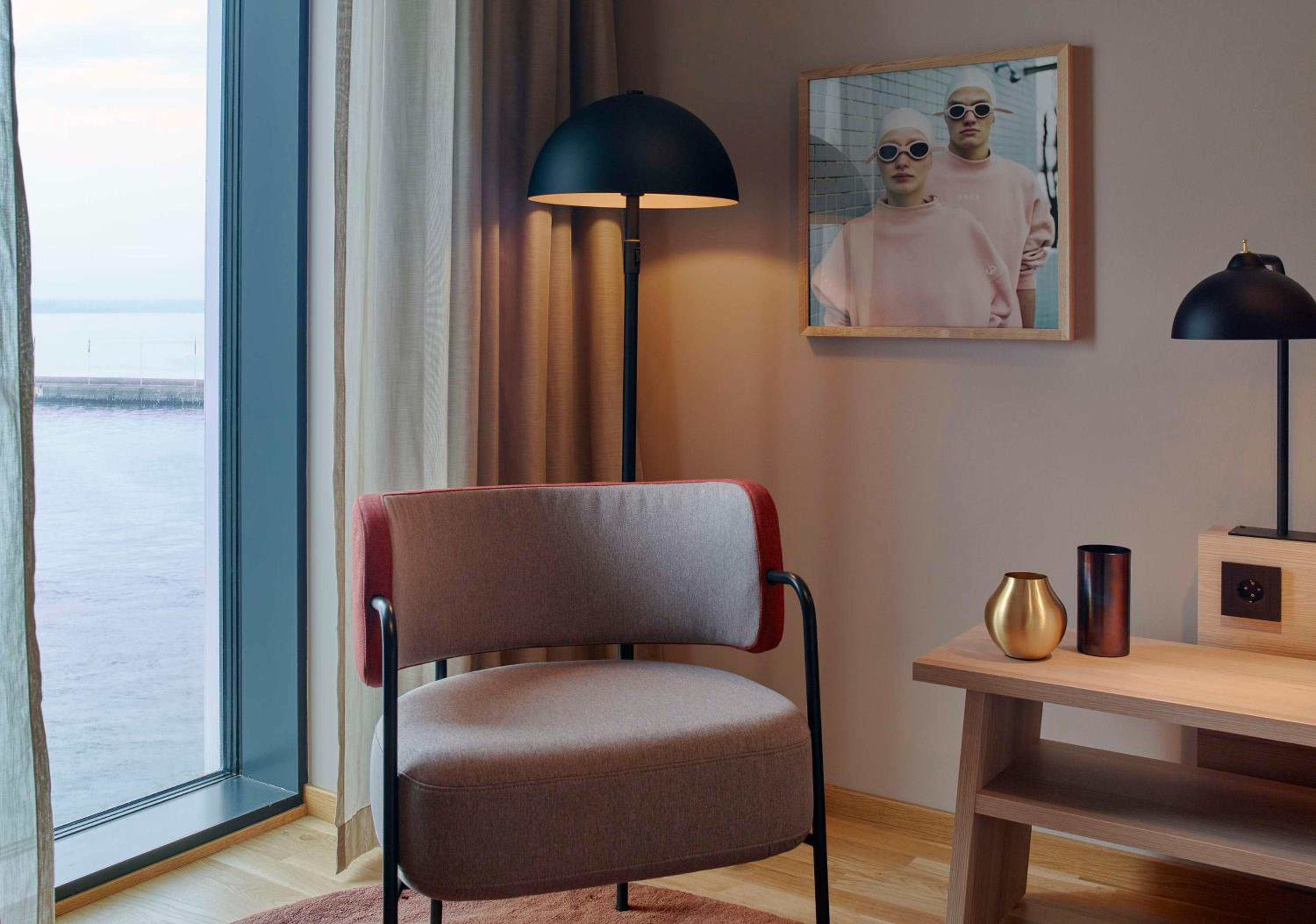 Standard King Room photo 3