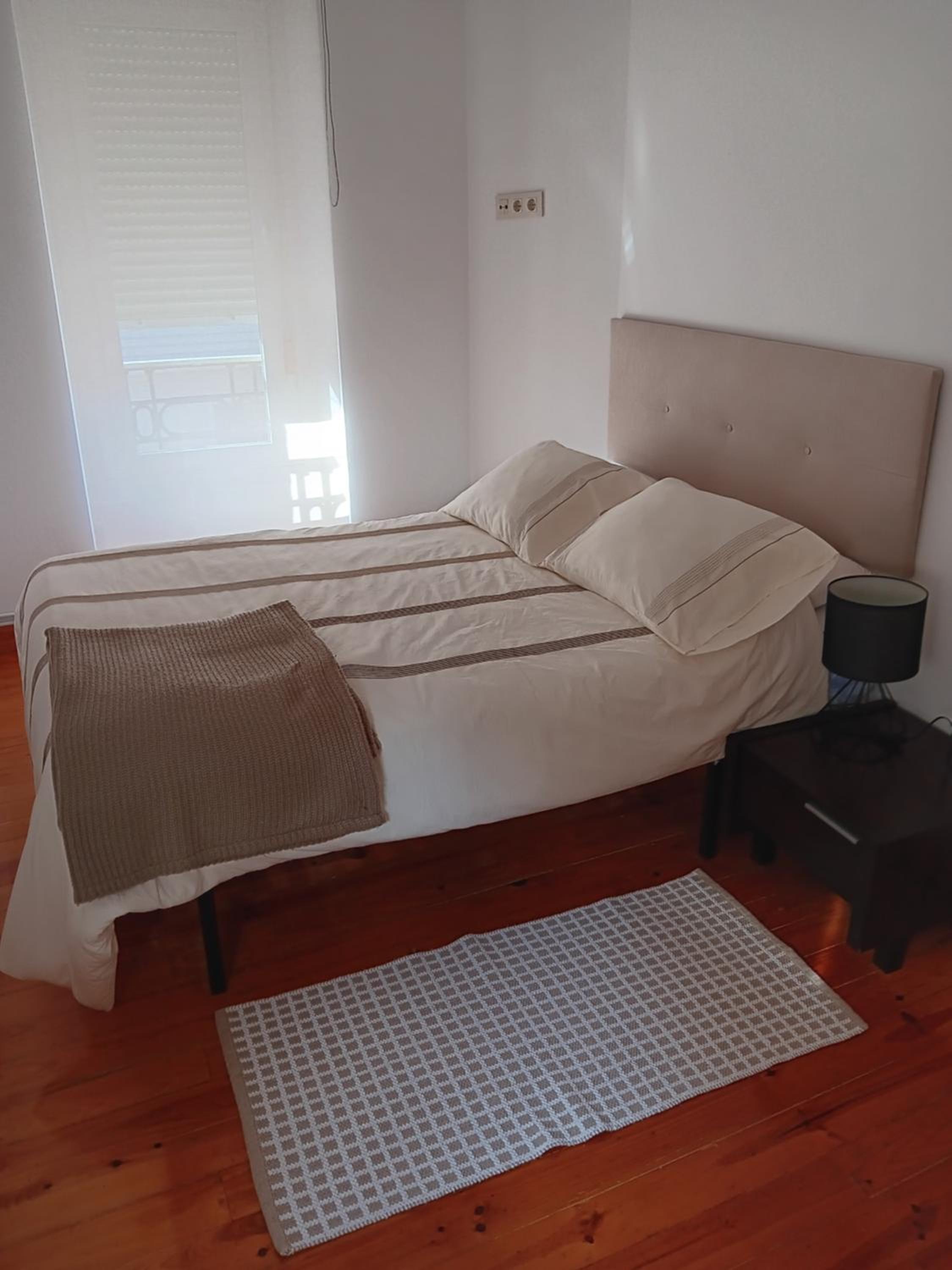 Casa adosada de tres habitaciones