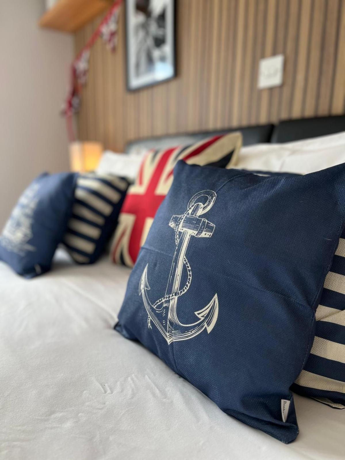 Double Room - Photo 4