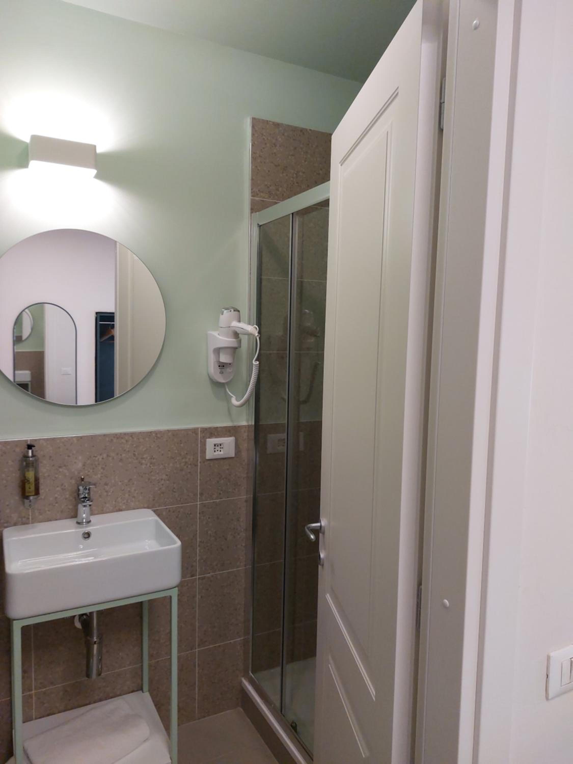 Economy Single Room