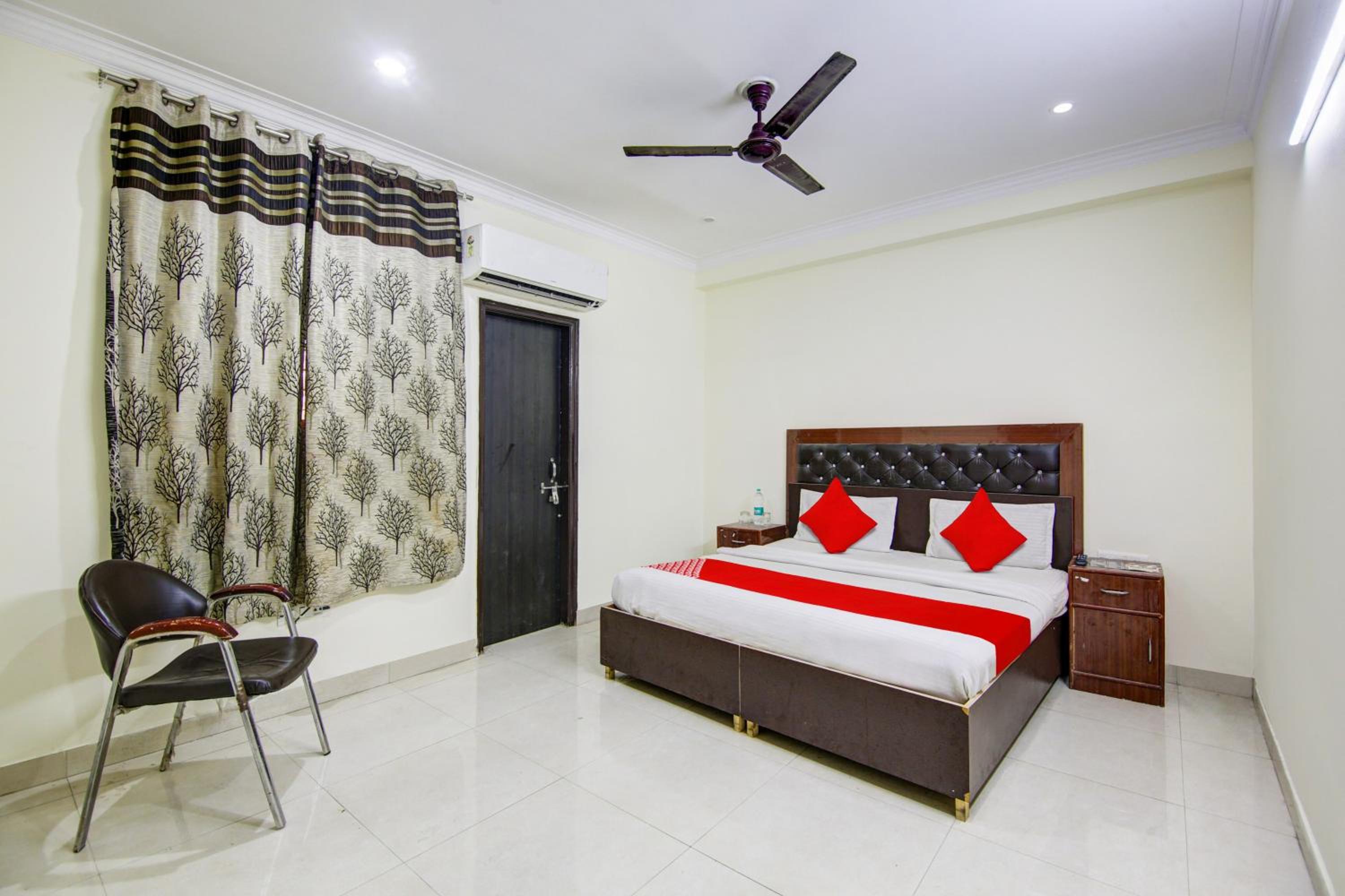 Classic Triple Room