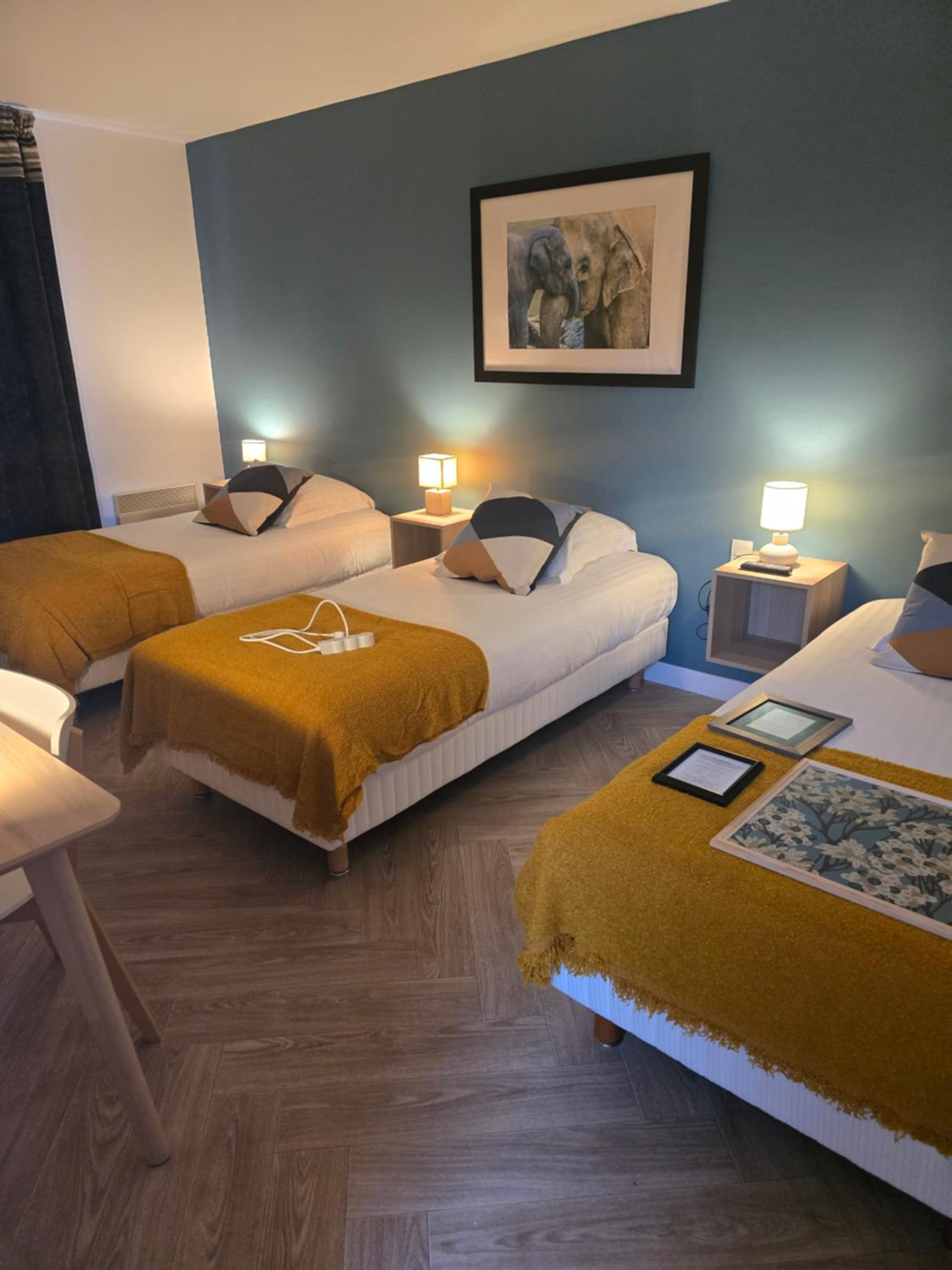 Family Suite (5 Person)