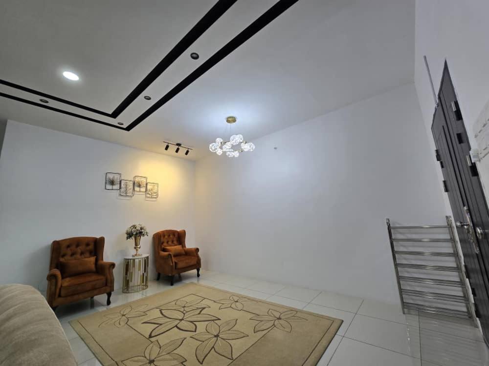 Family Bungalow photo 2