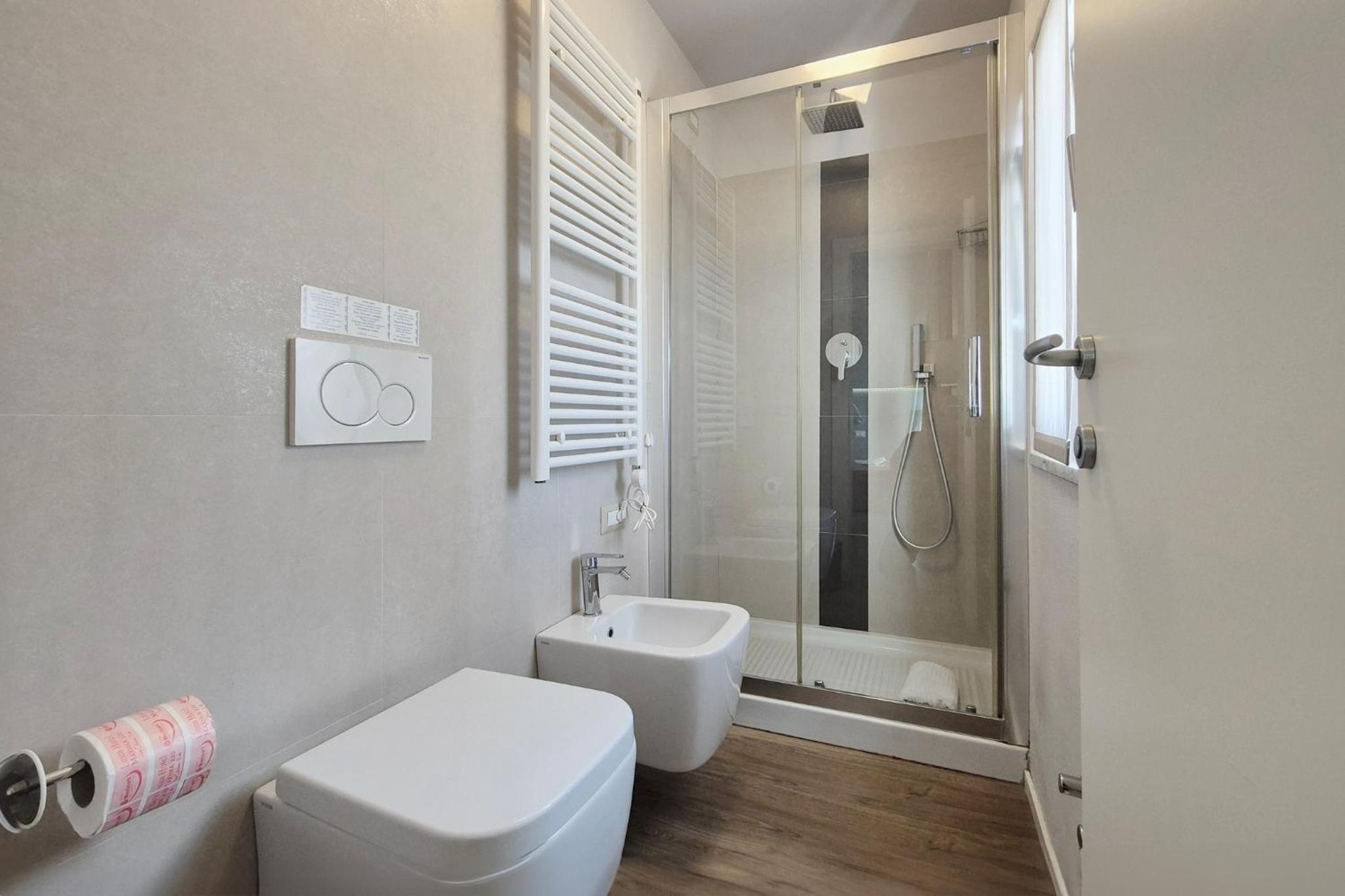 Classic Double or Twin Room - Photo 17