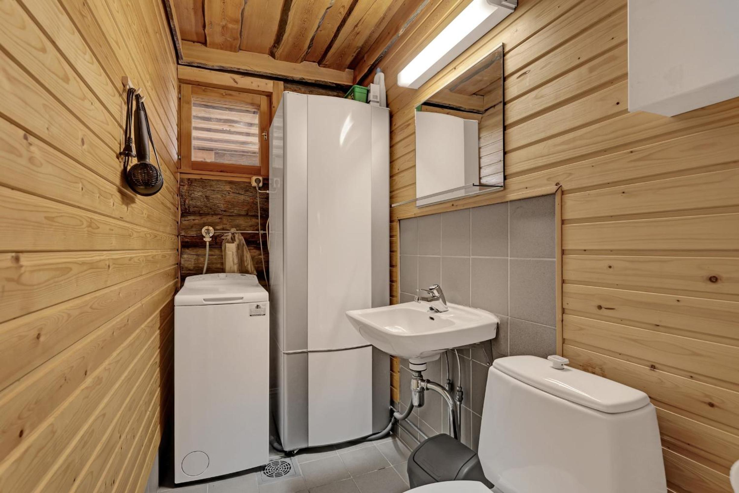 Standard Double or Twin Room photo 3