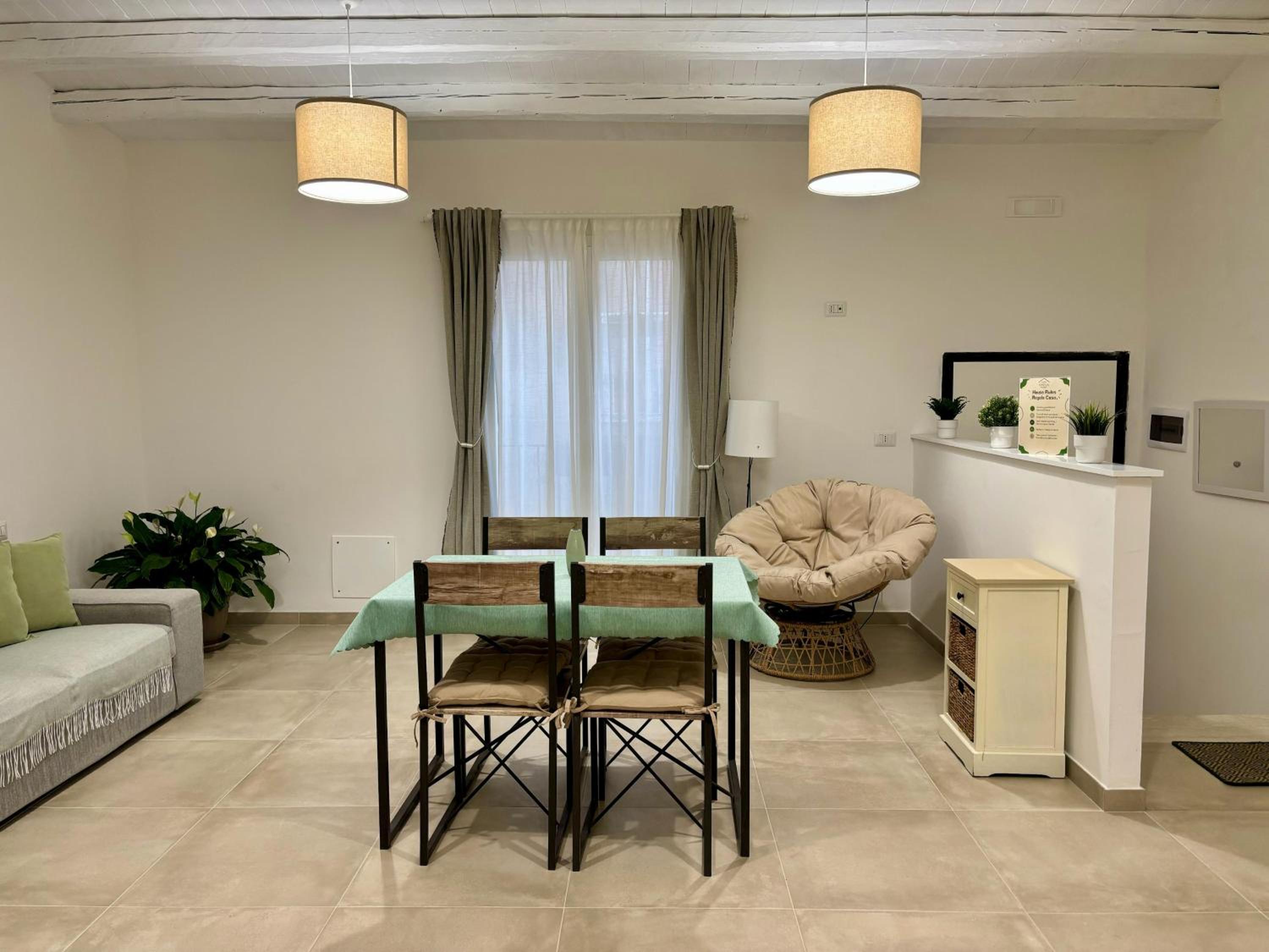 One-Bedroom House photo 3