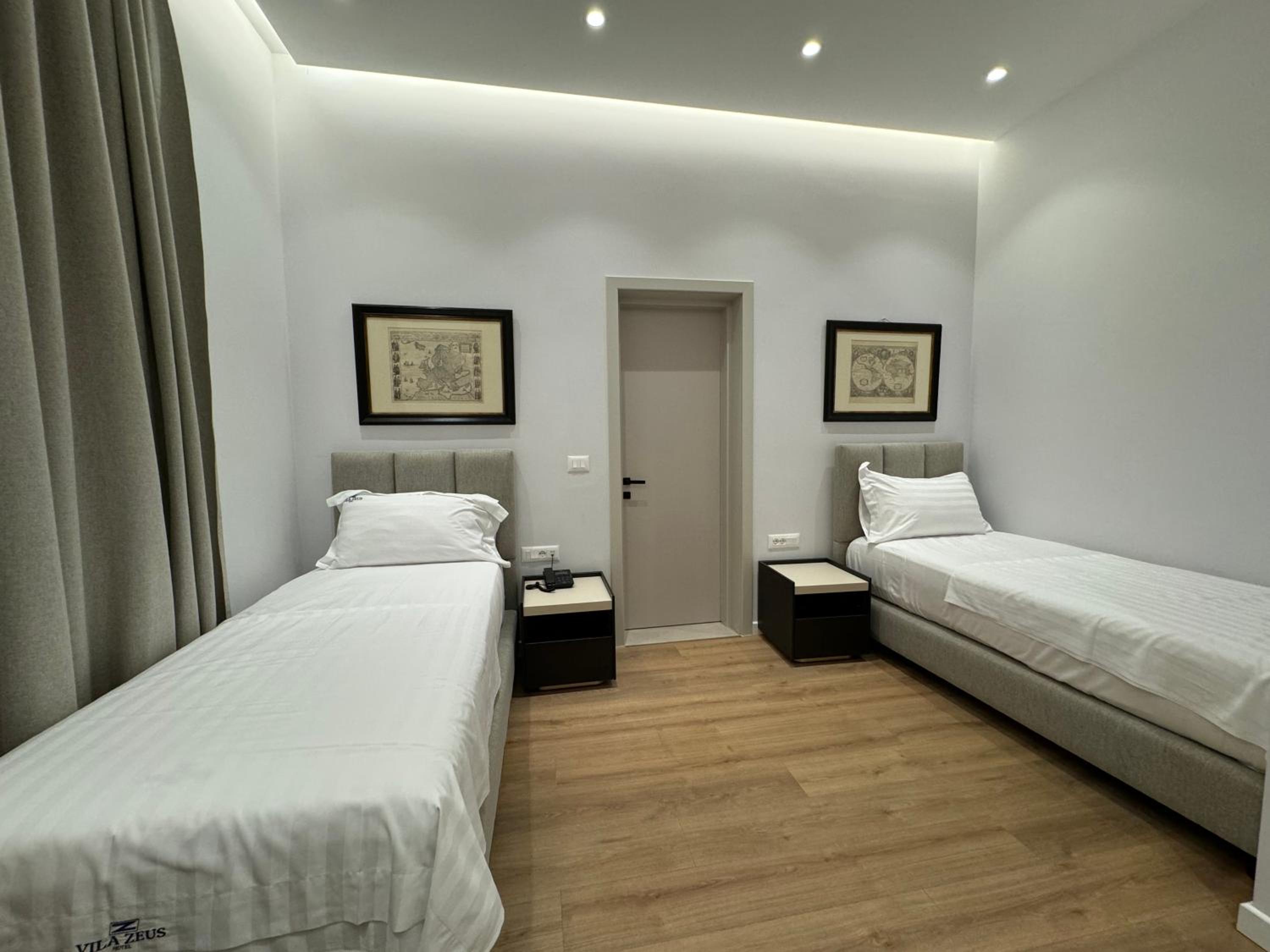 Luxury Triple Room
