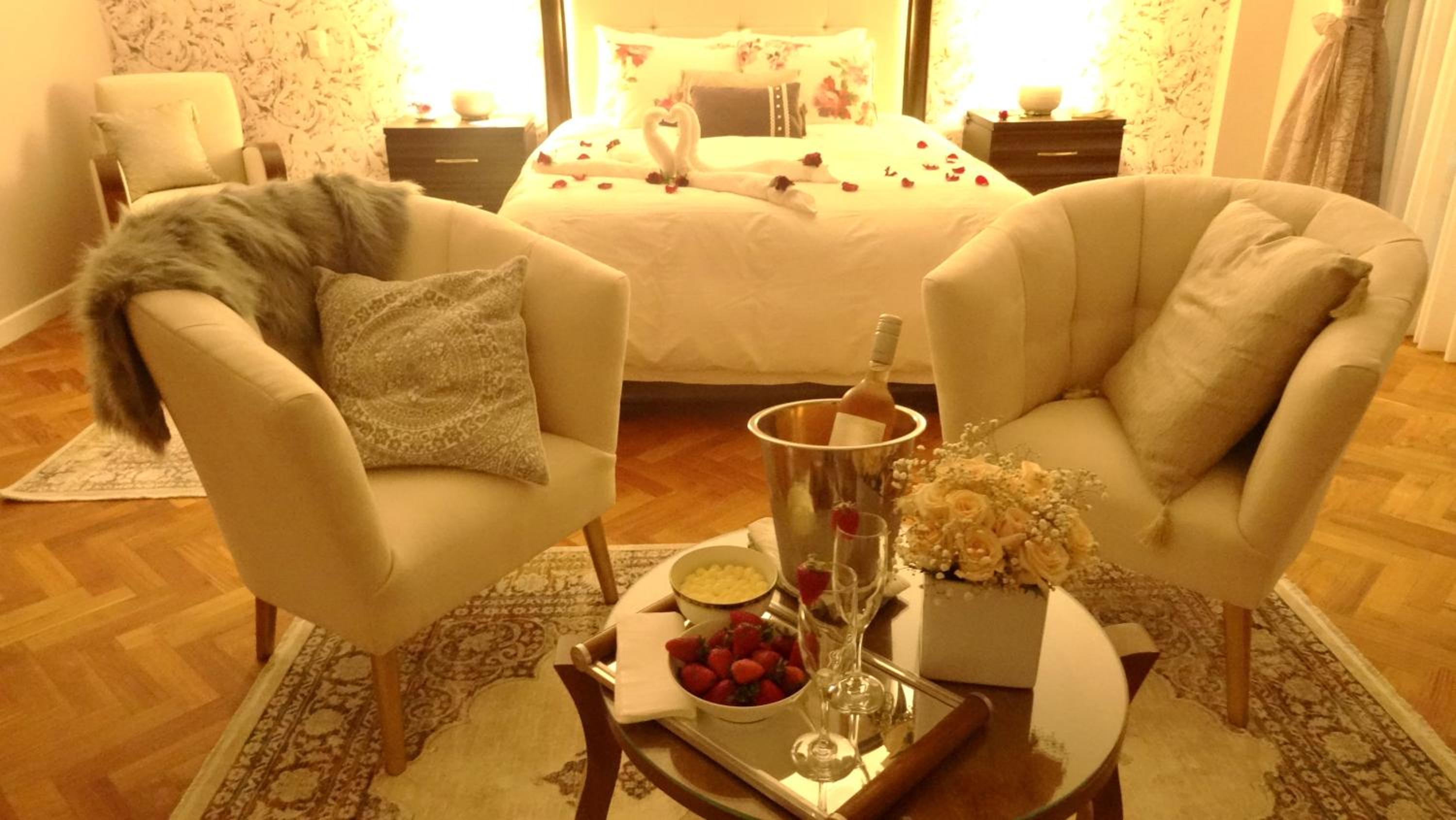 Superior King Room photo 2