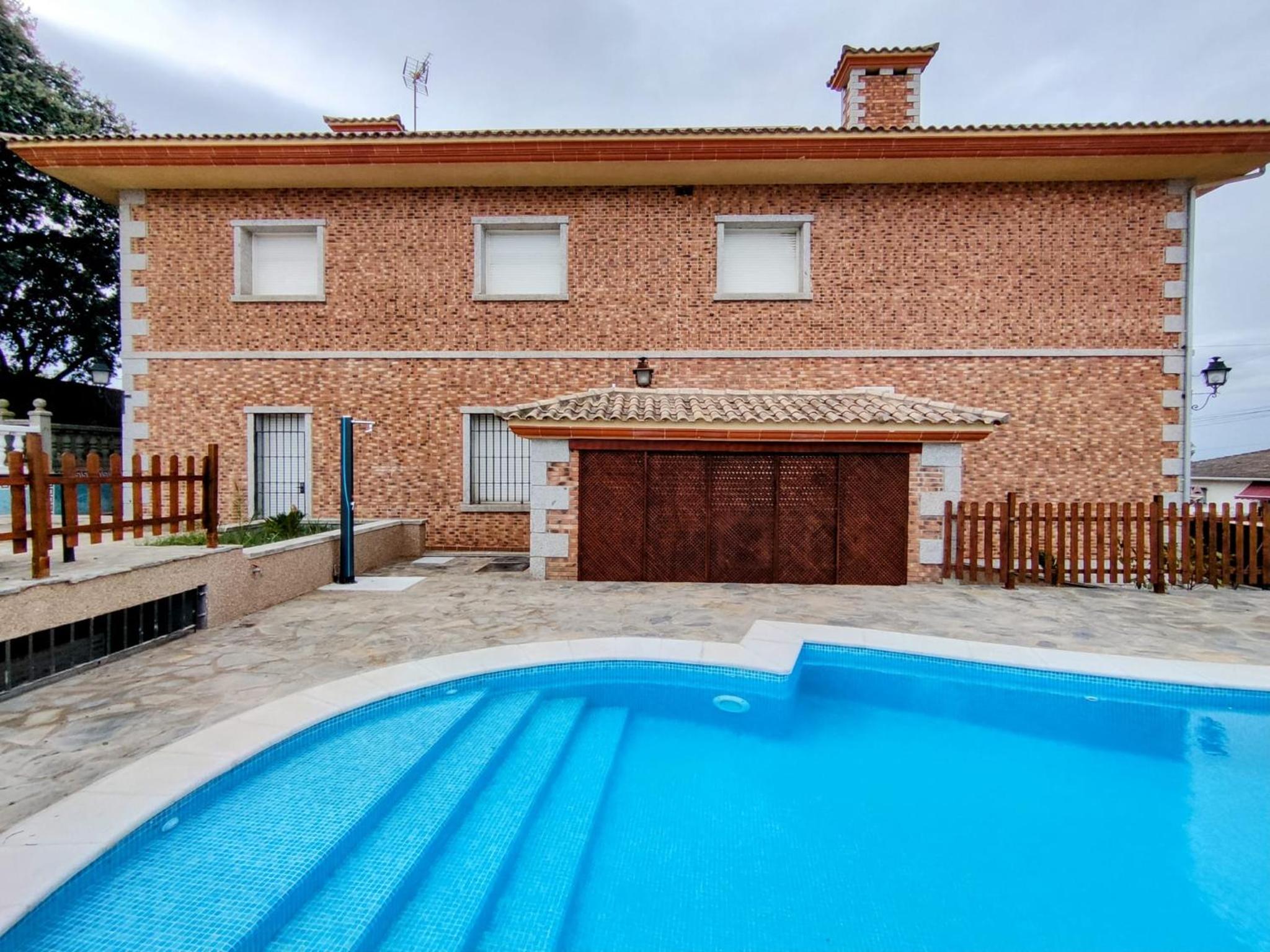 Villa photo 3