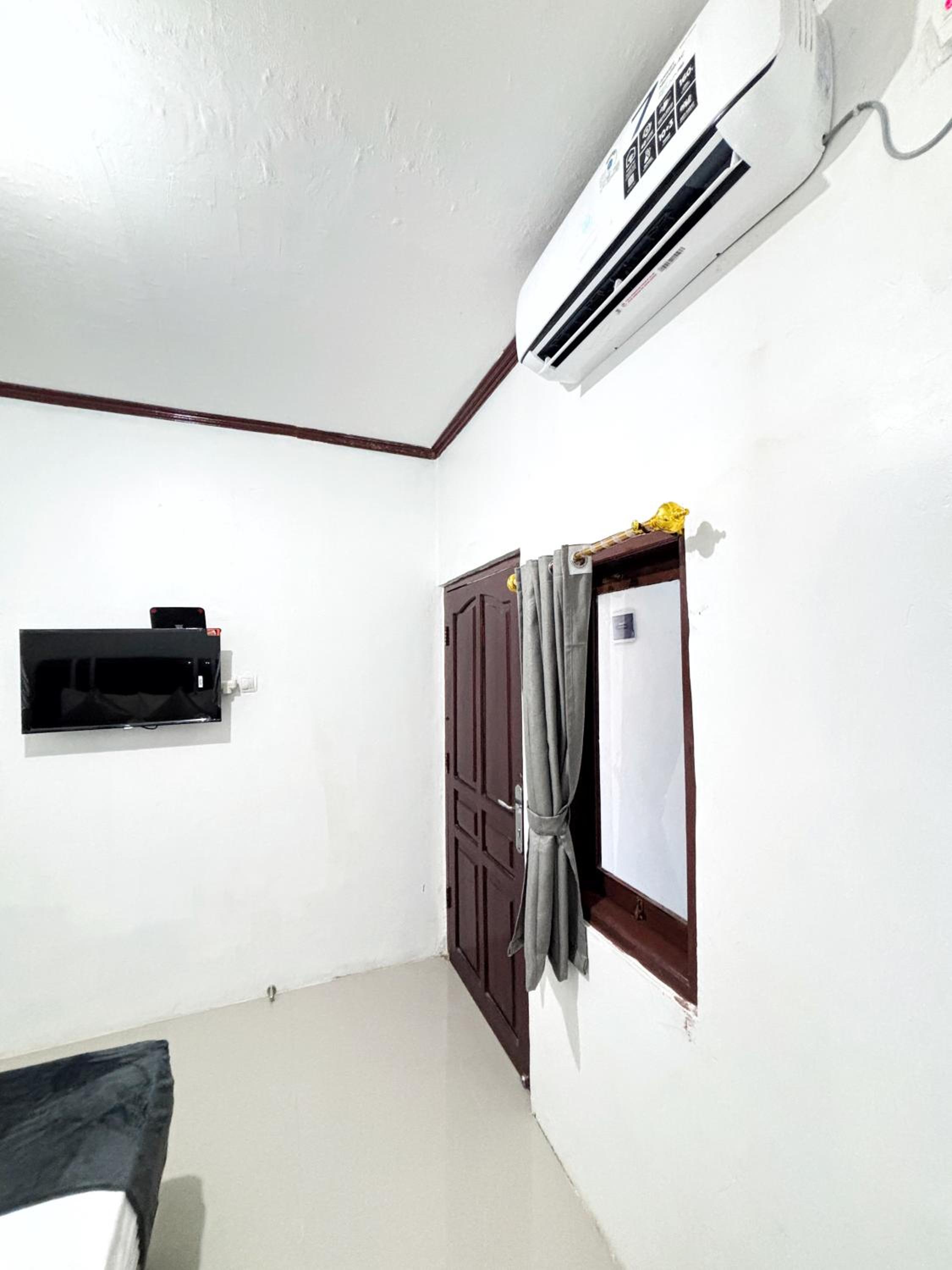 Deluxe Room - Photo 24