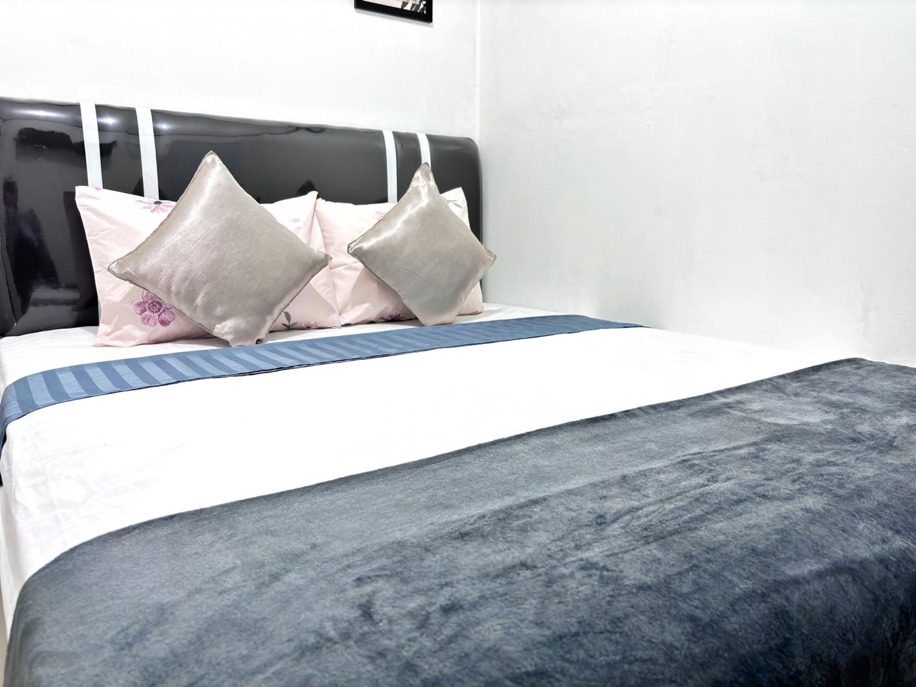 Deluxe Room - Photo 4