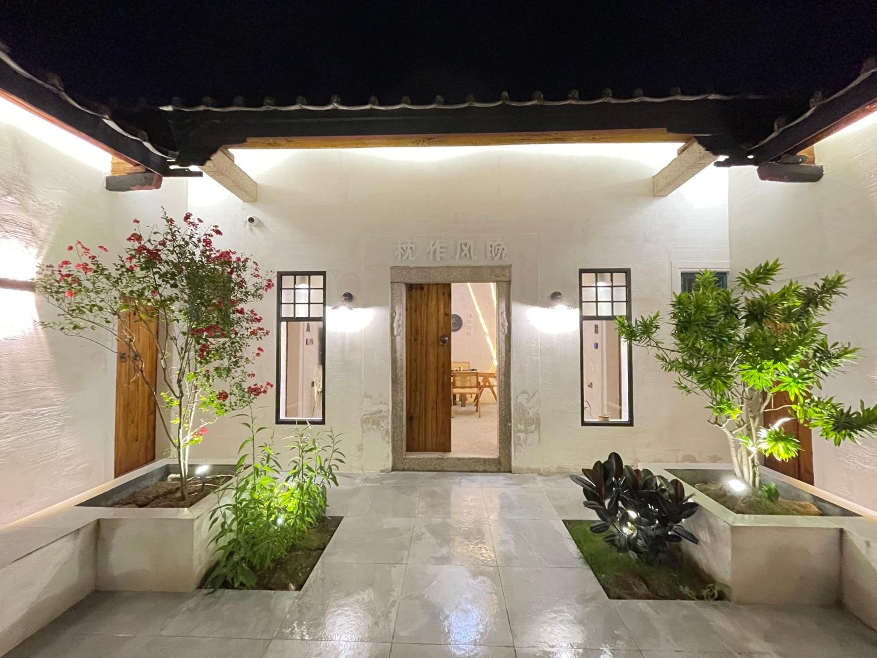 Superior Villa photo 2