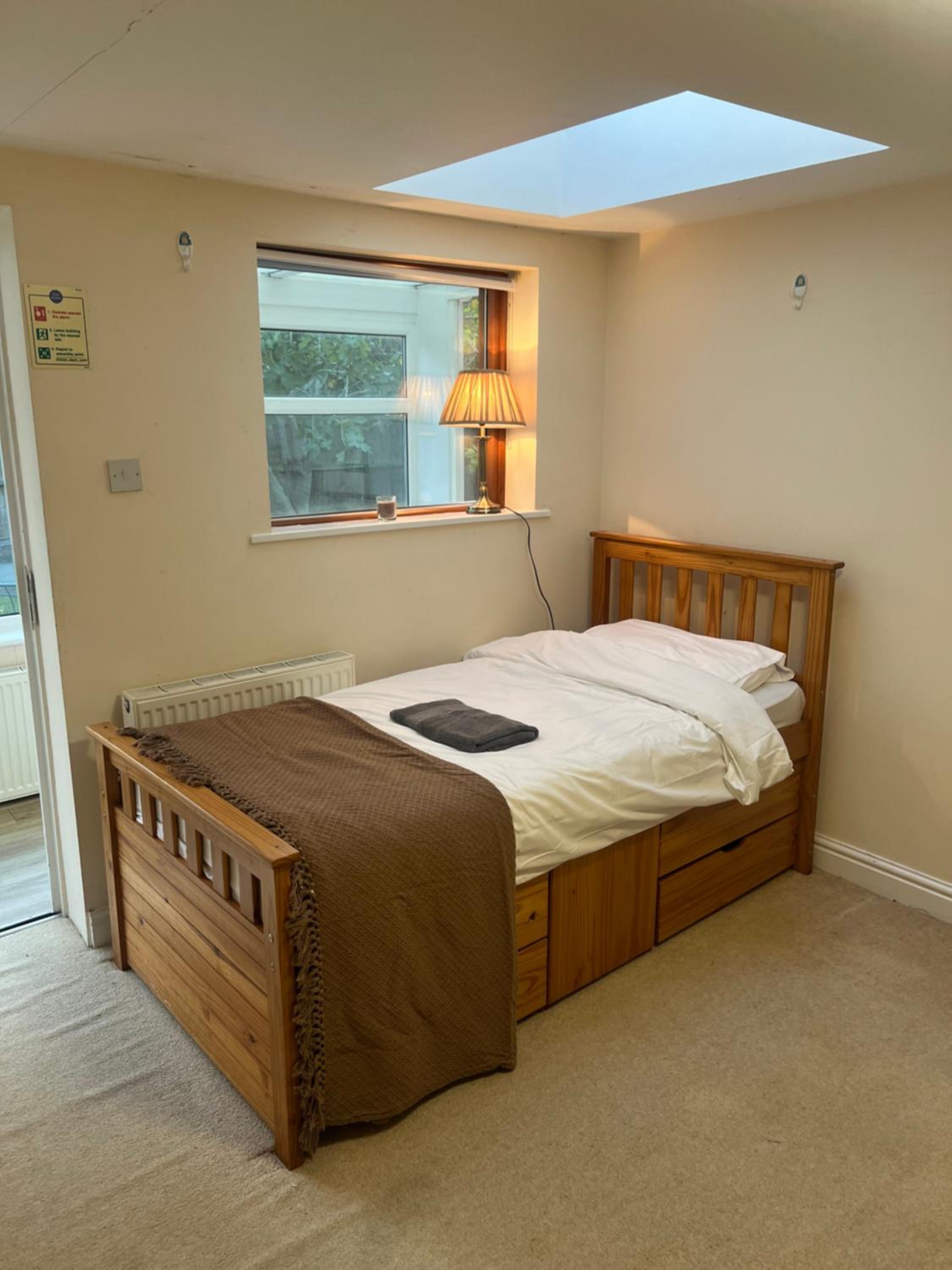 Single Room With Private Bathroom