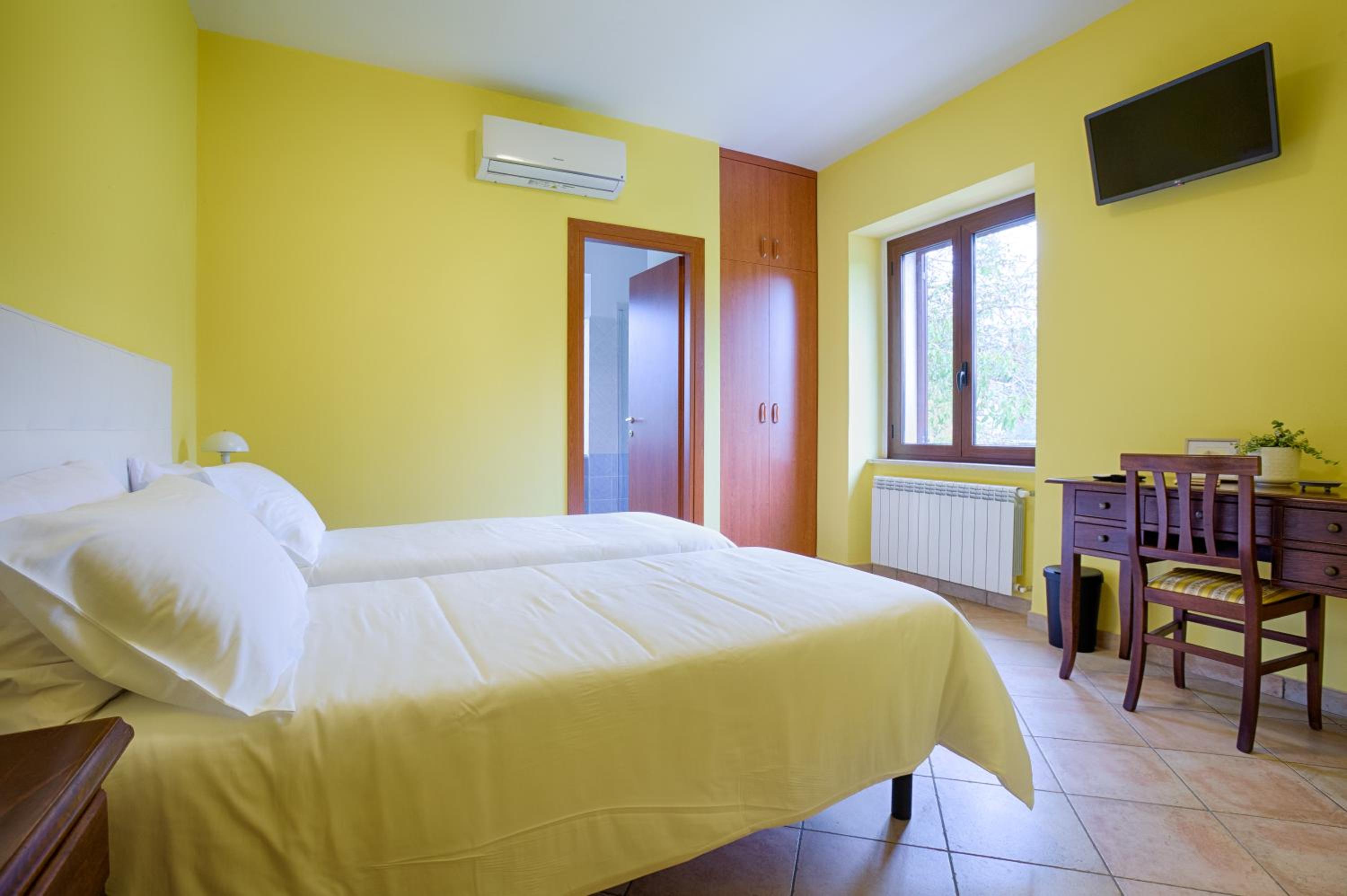 Twin Room photo 1