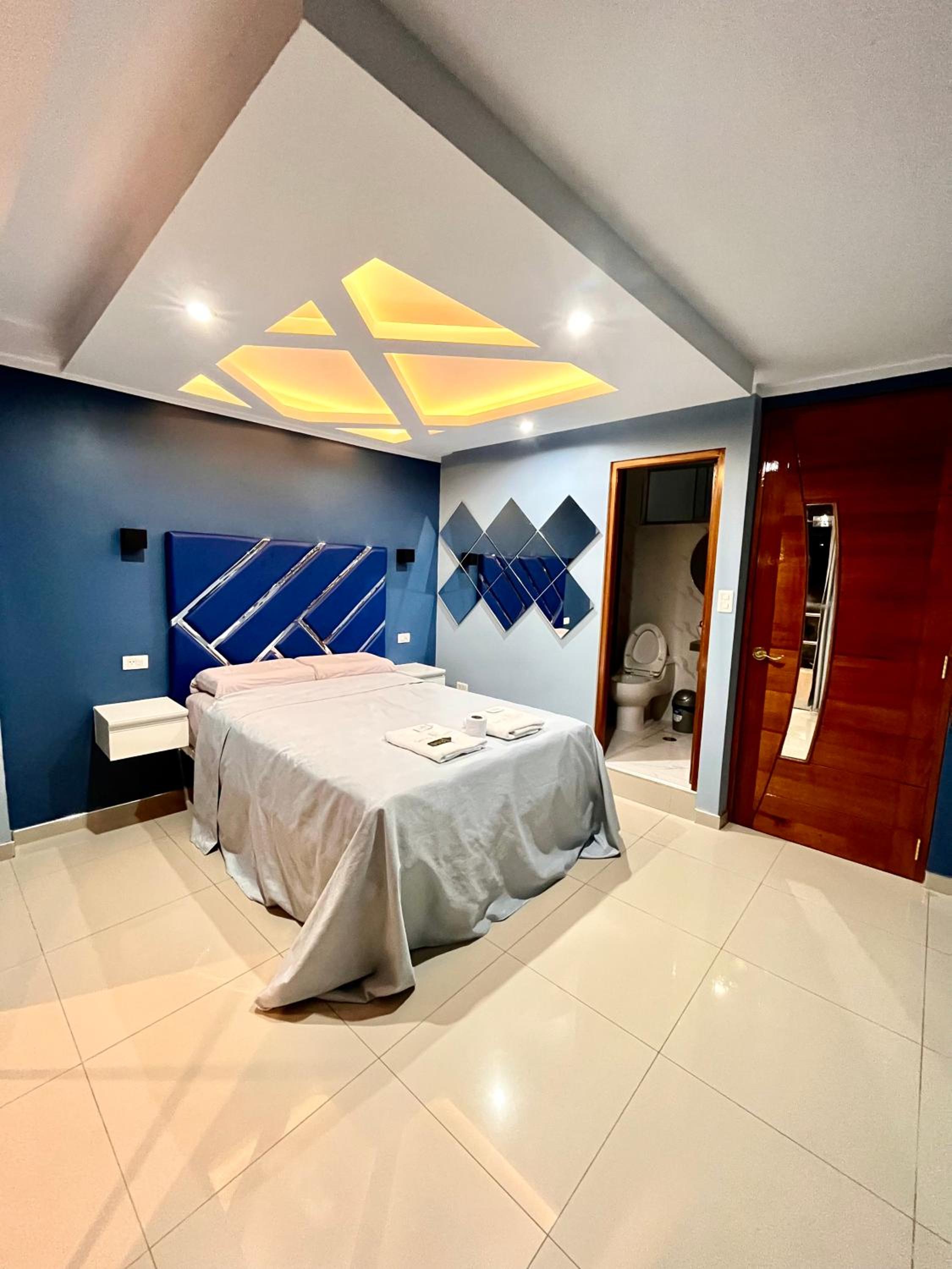 Large Single Room photo 3