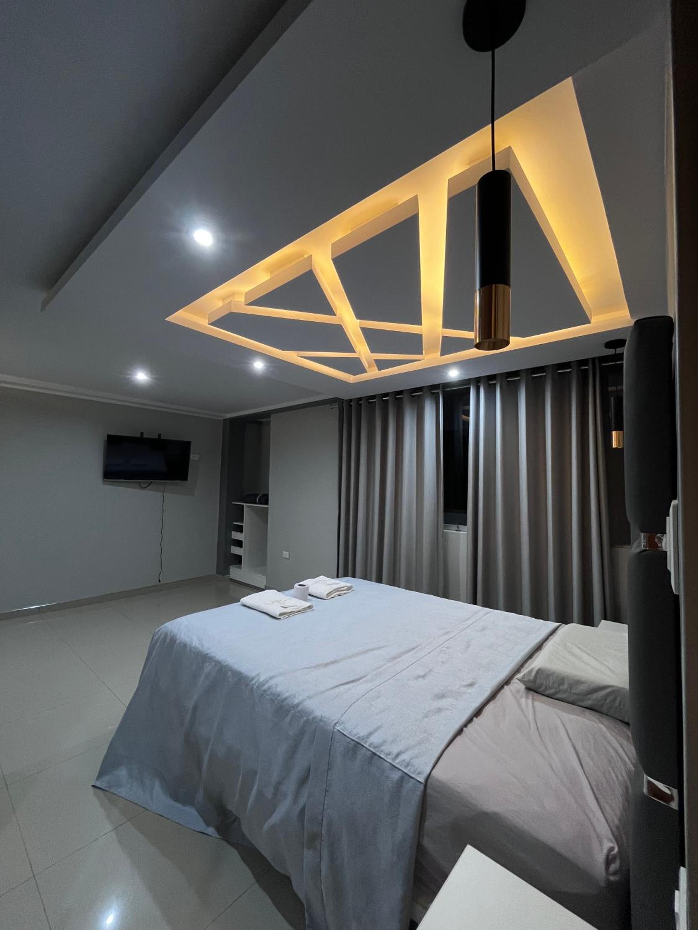 Large Single Room photo 2