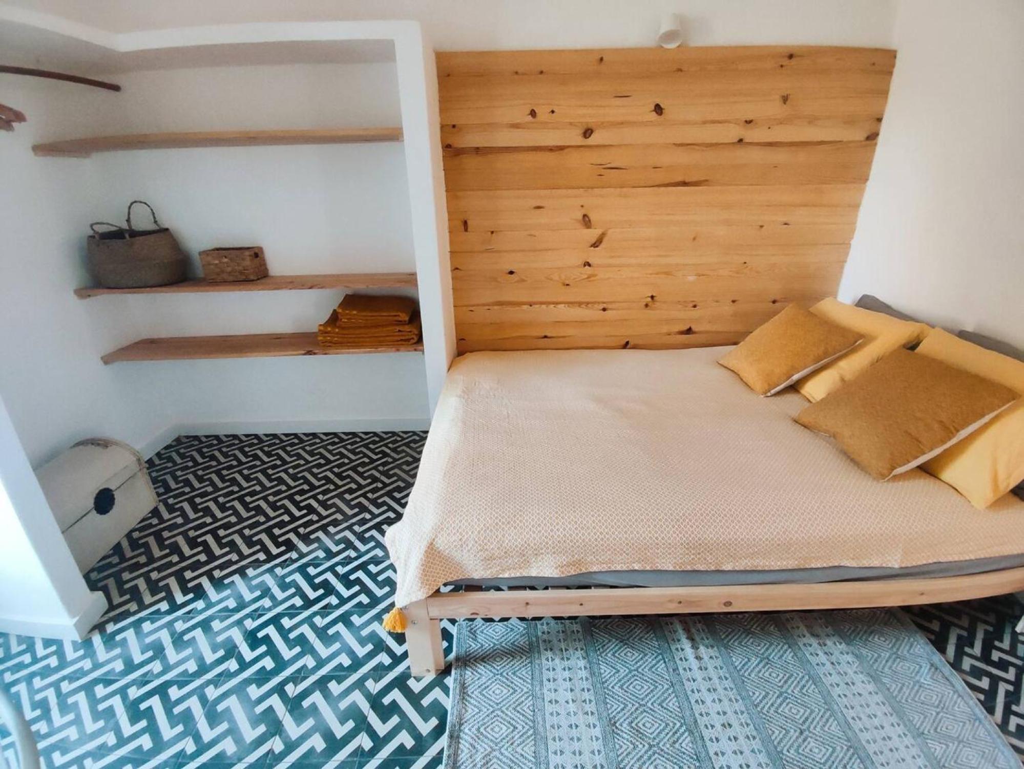 Three-Bedroom House photo 2