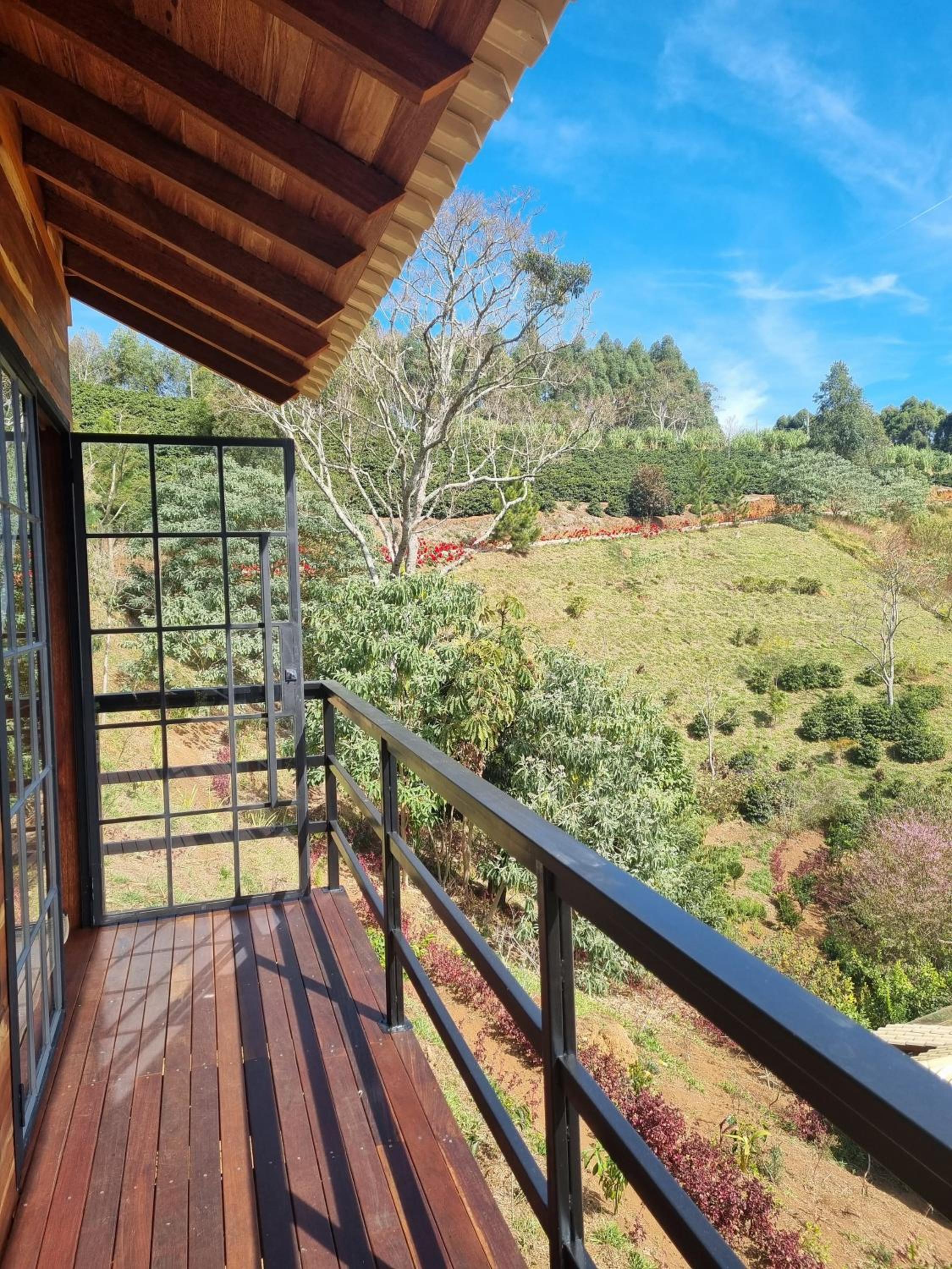 Bungalow with Garden View photo 2