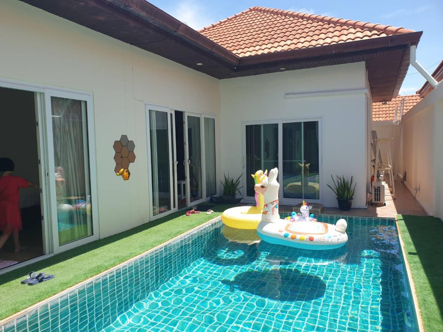 Villa with Private Pool - Photo 20
