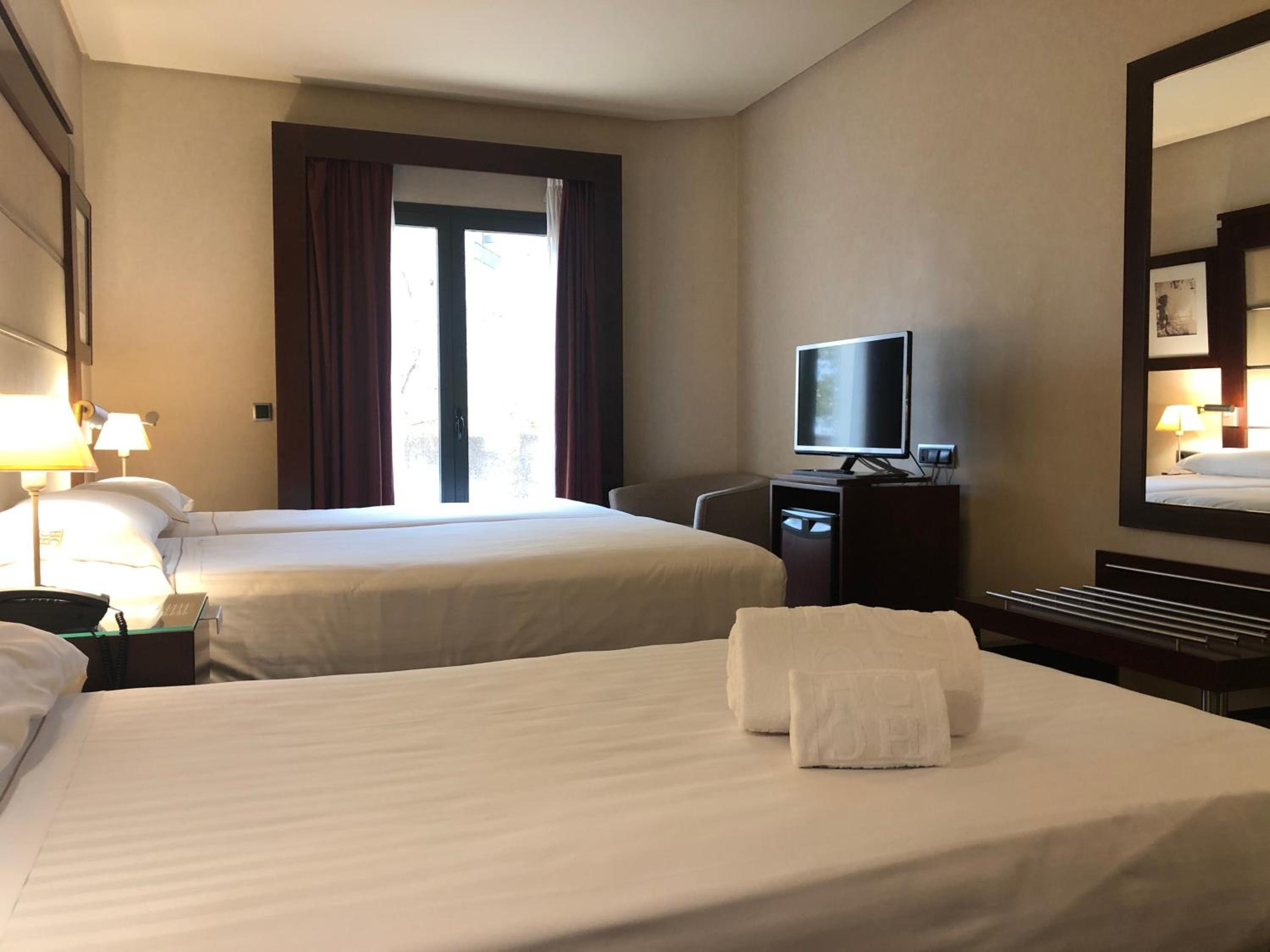 Double Room with Extra child - Photo 1