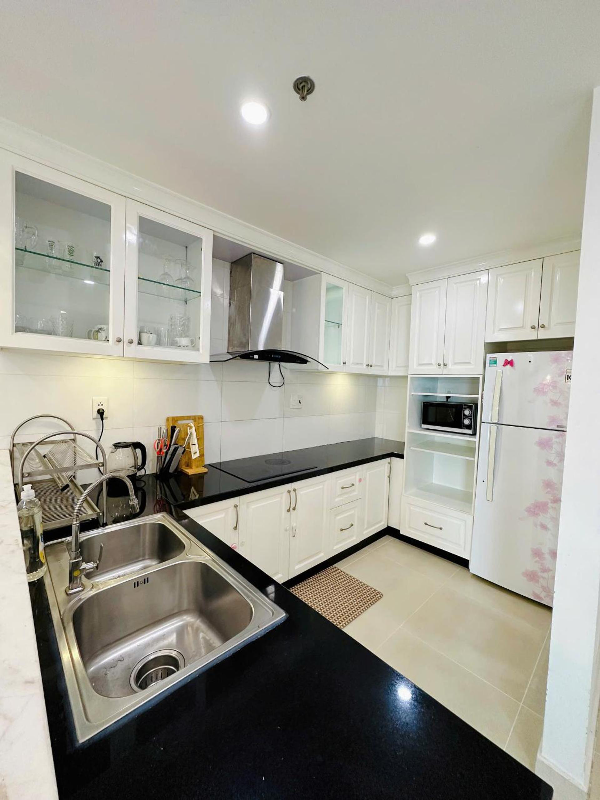 Two-Bedroom Apartment With River View photo 2