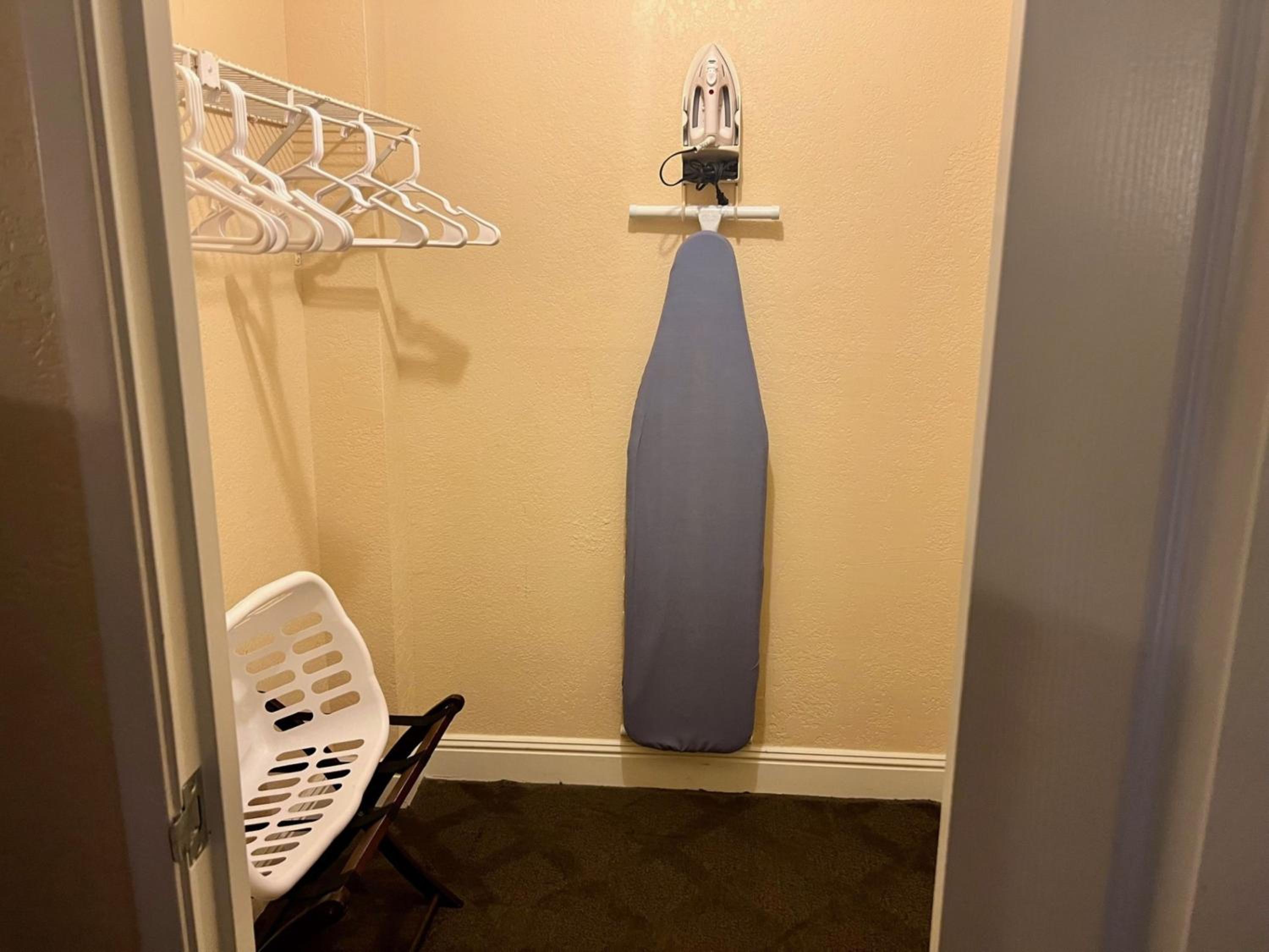 One-Bedroom Suite (No Resort Fee) - Photo 4