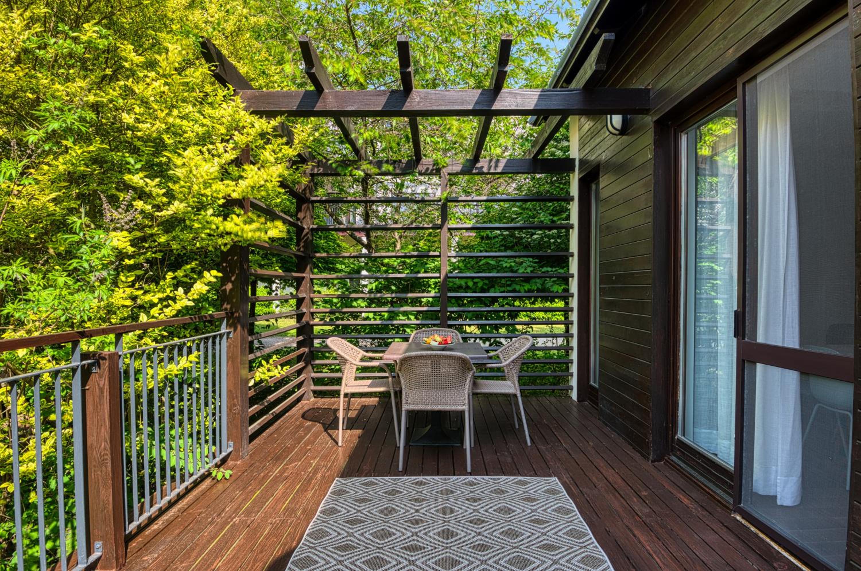 Junior Suite with Garden View - Photo 18