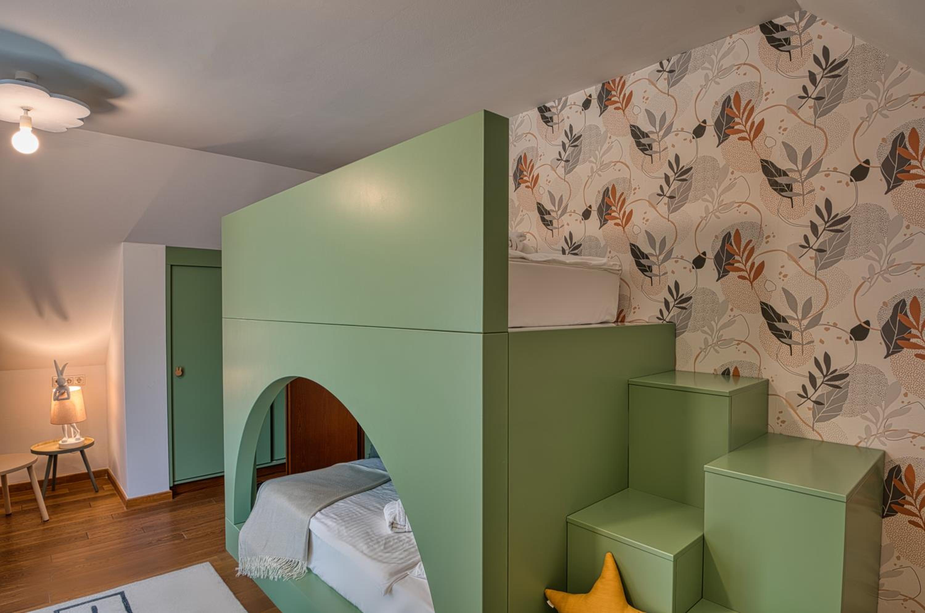 Junior Suite with Garden View - Photo 16