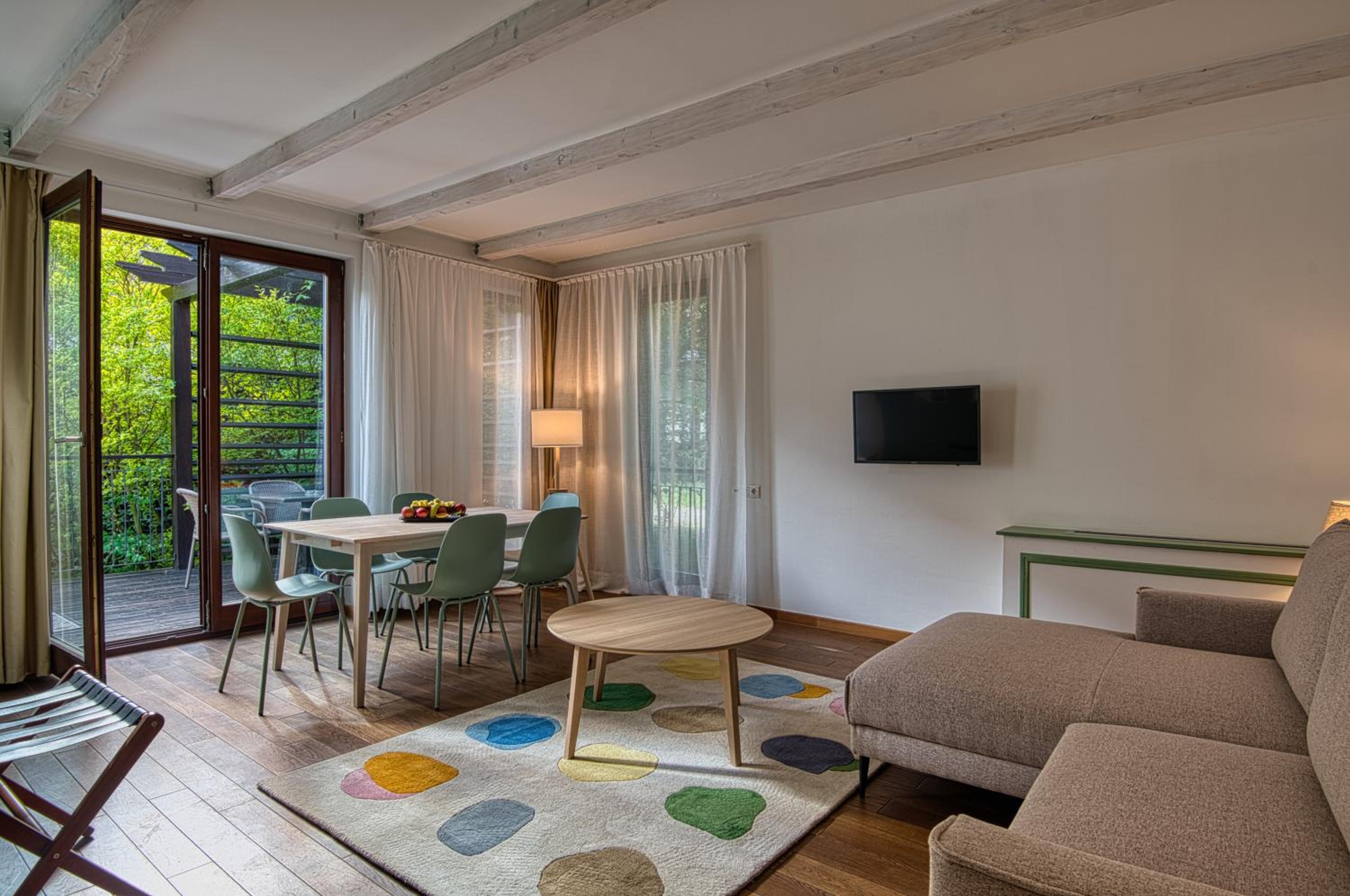 Junior Suite with Garden View - Photo 1