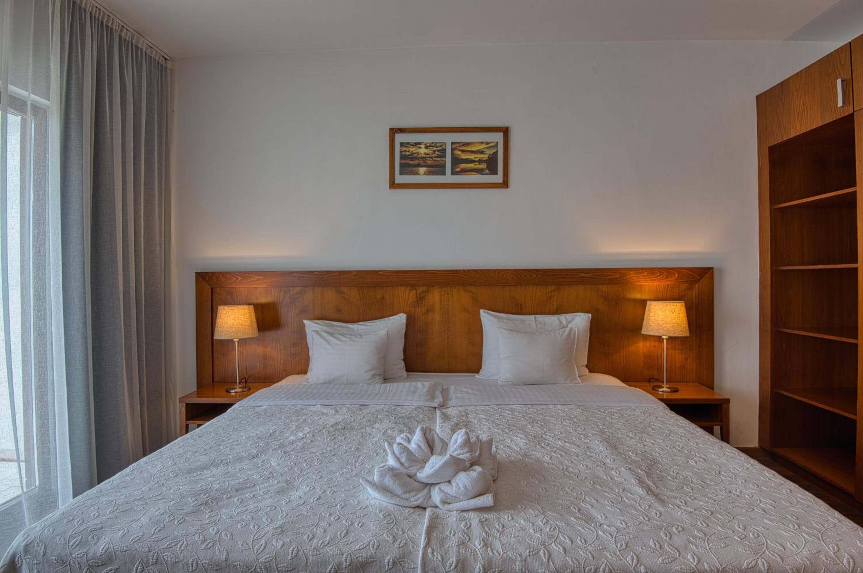 Suite - Photo 2