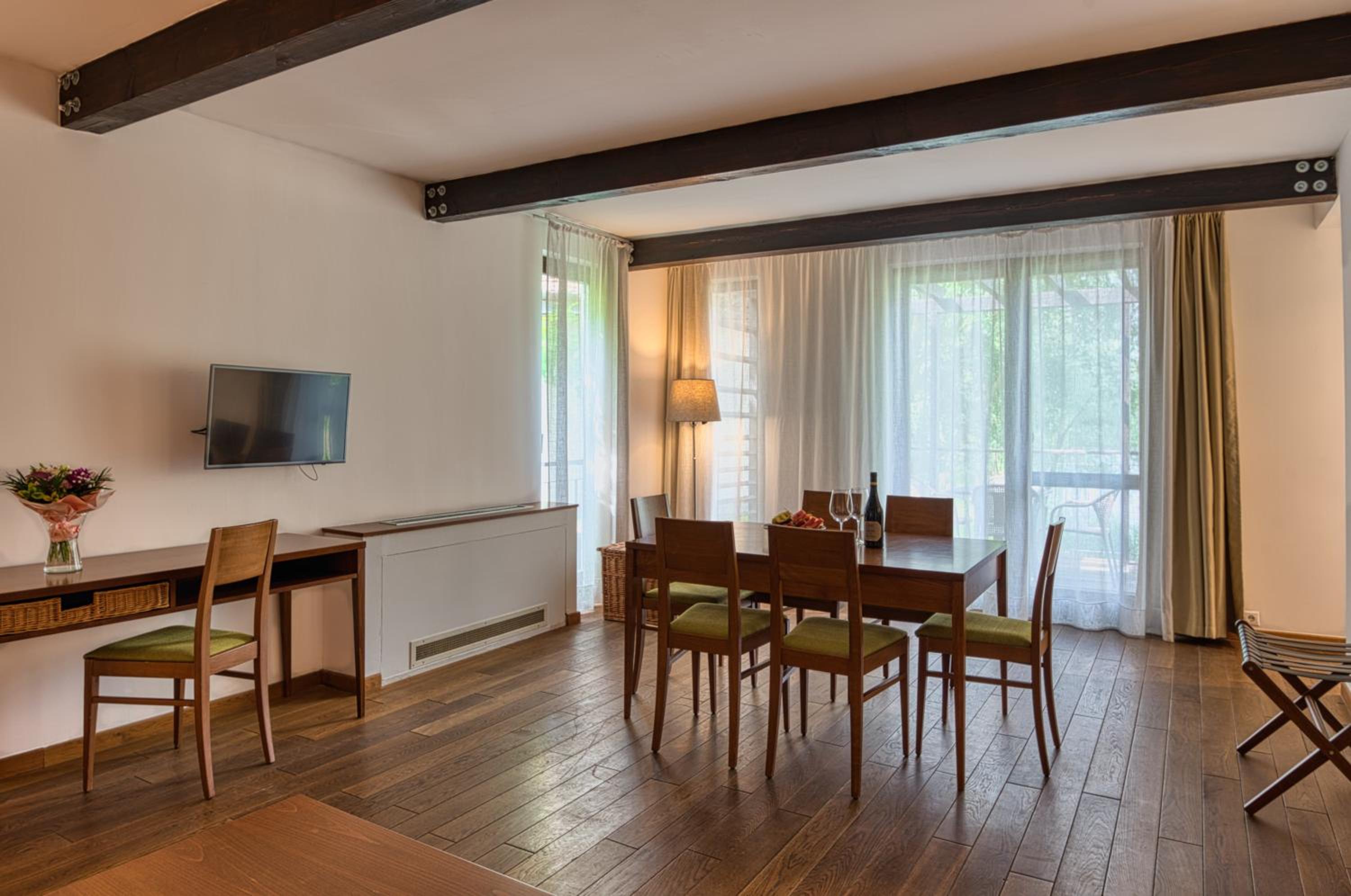 Two-Bedroom Bungalow - Photo 13