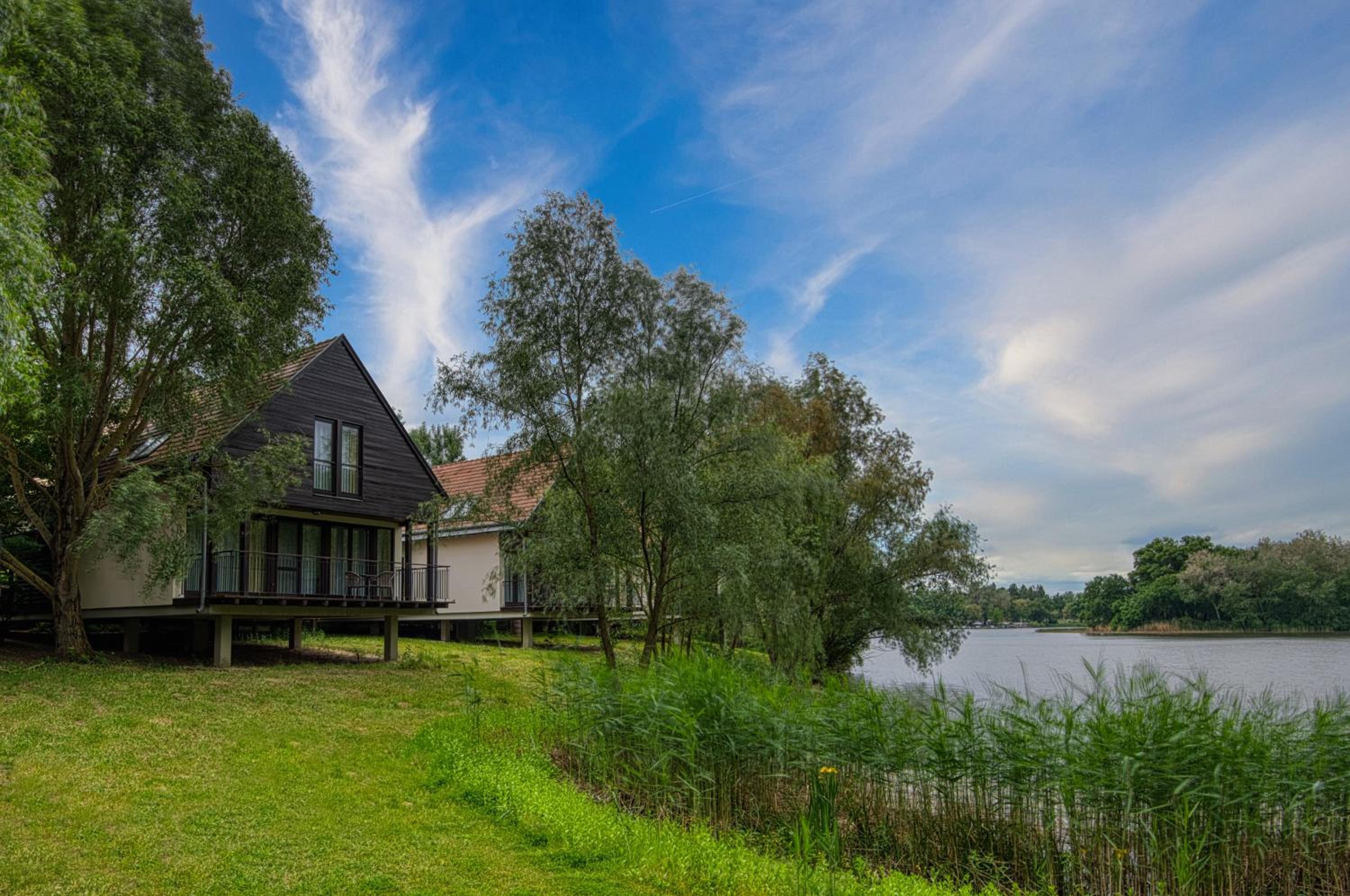 Two-Bedroom Bungalow - Photo 18