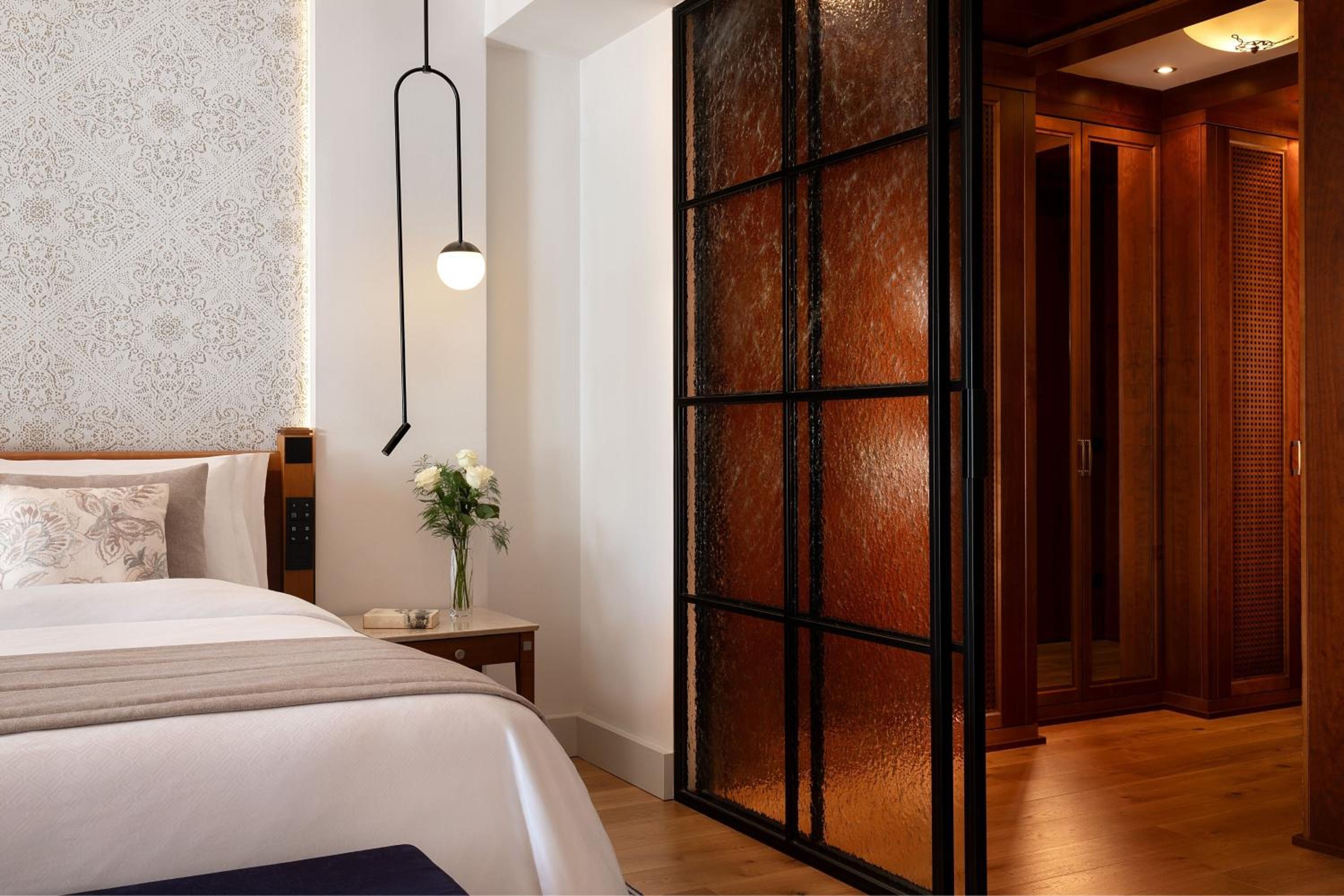 Junior Suite with Sea View - Photo 7