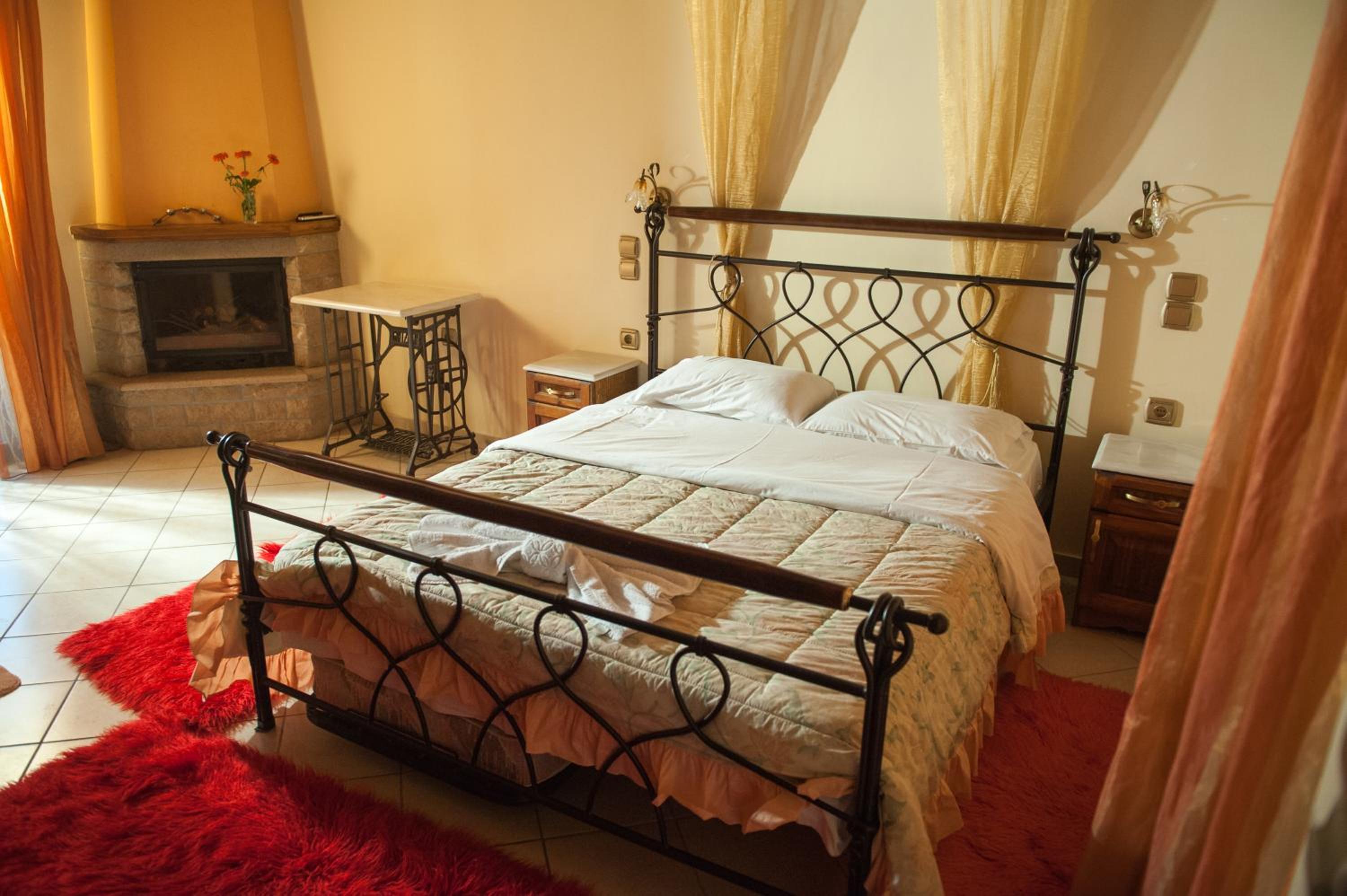 Double Room - Photo 4