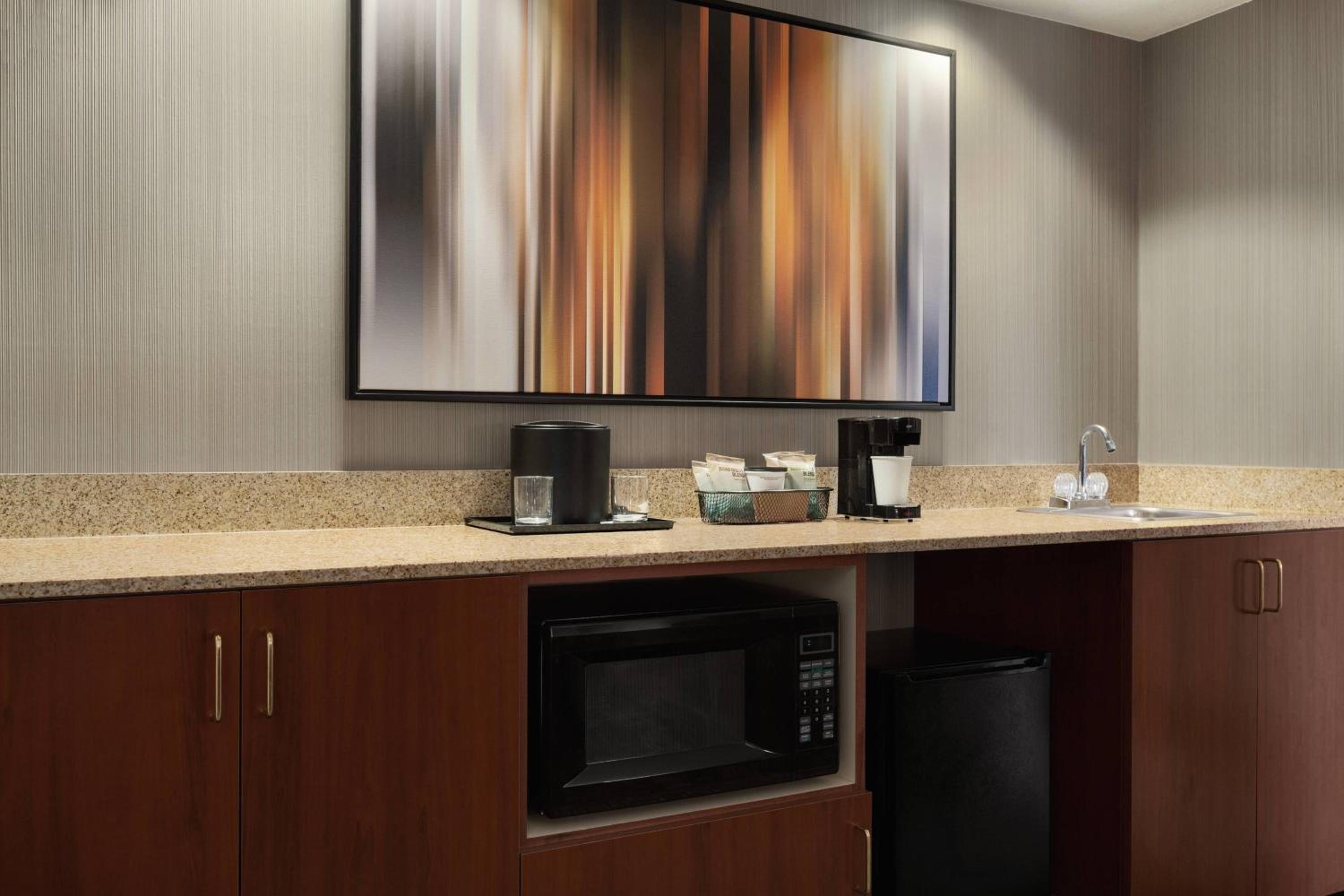 King Suite with Sofa Bed - Photo 5