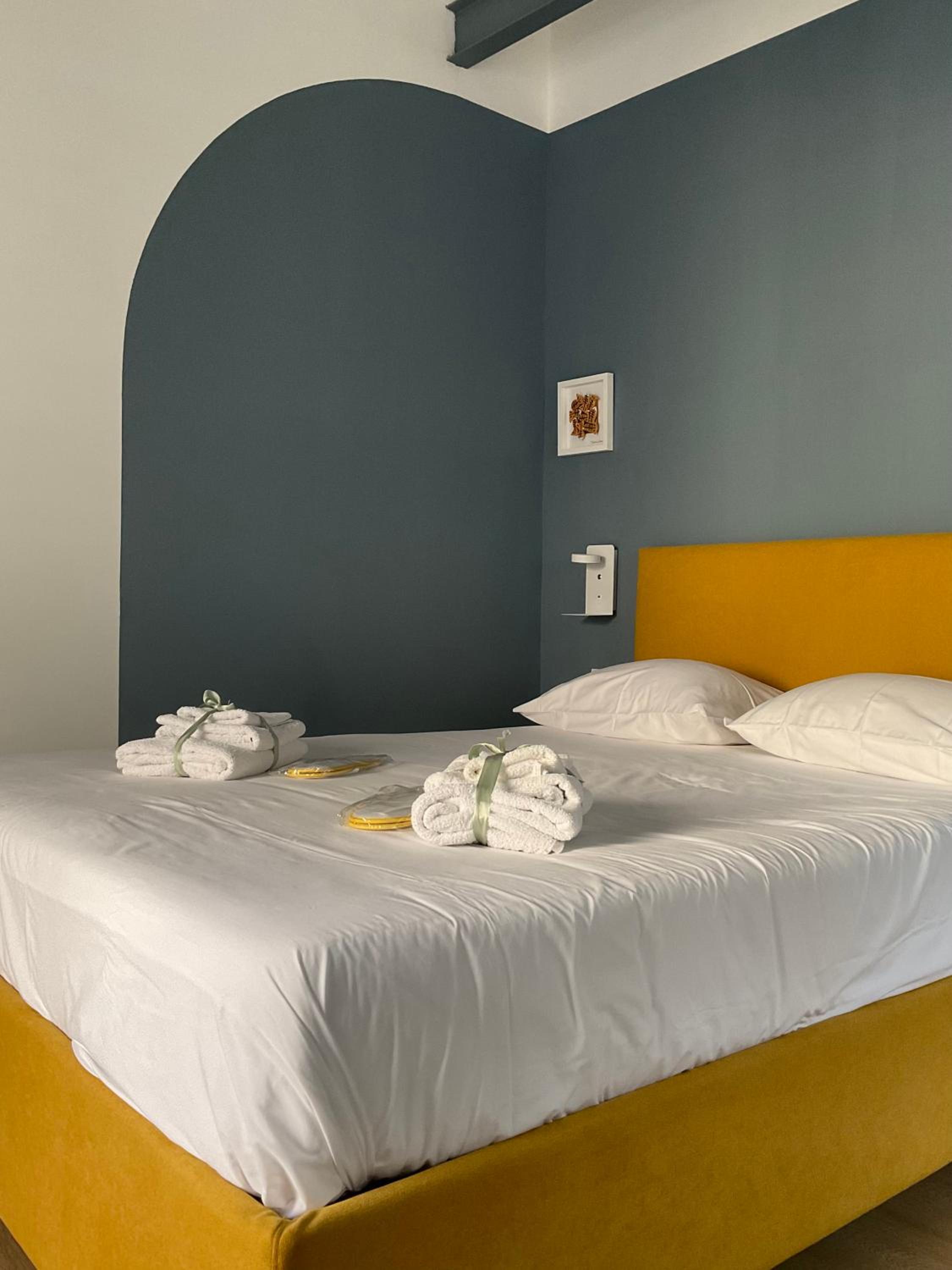 Two-Bedroom Deluxe Apartment with Balcony