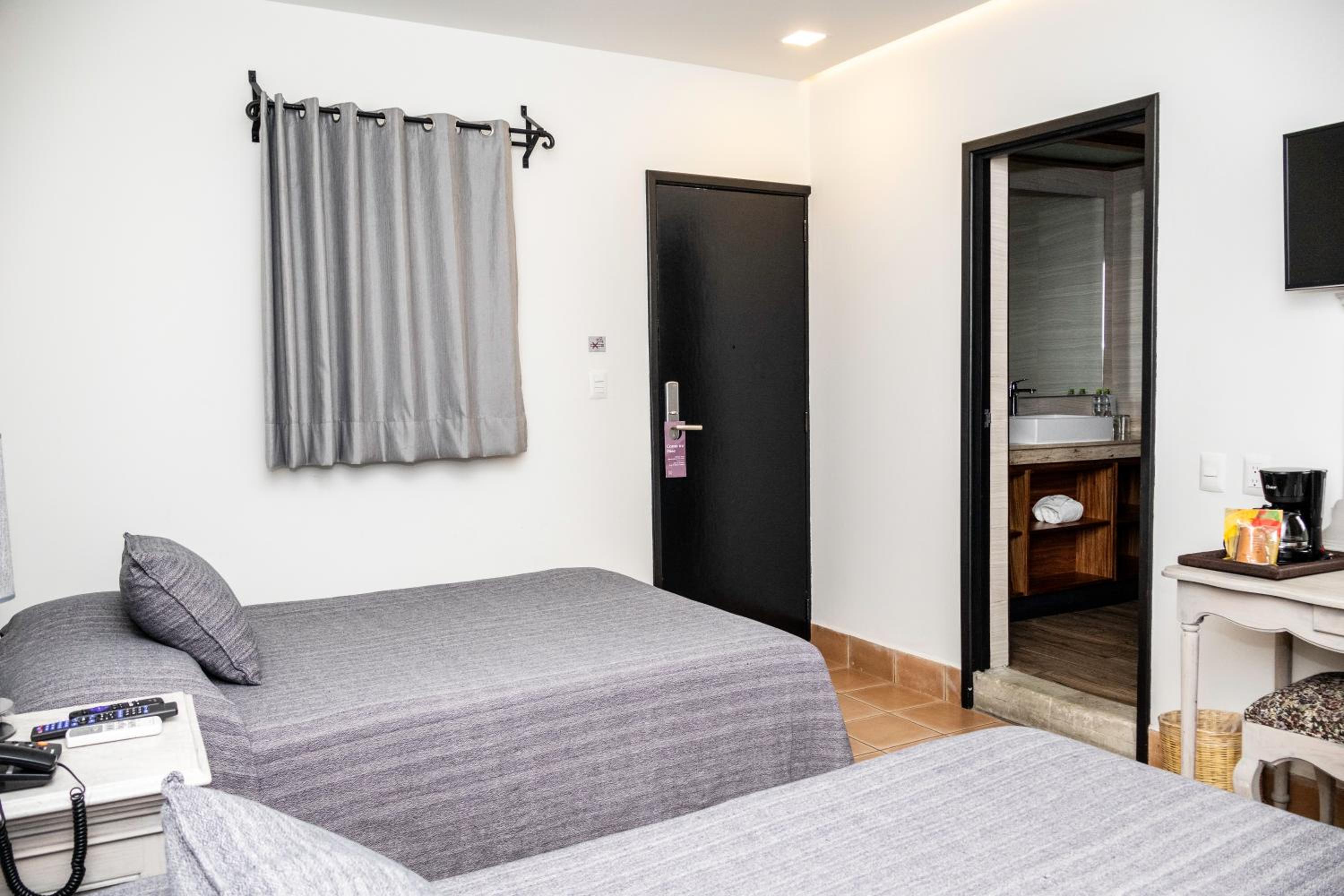 Standard Double Room with Two Double Beds - Photo 14