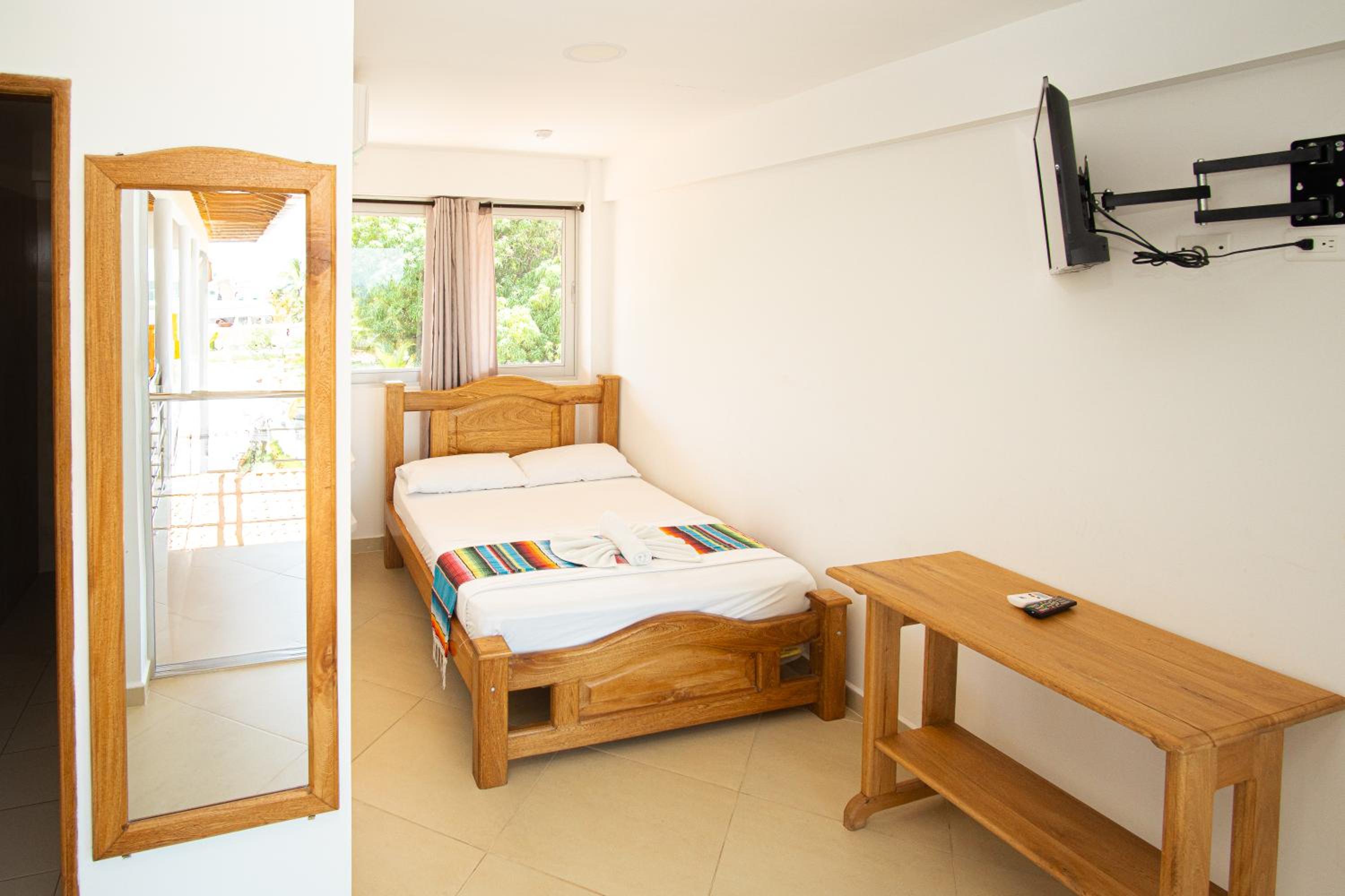 Economy Double Room photo 1
