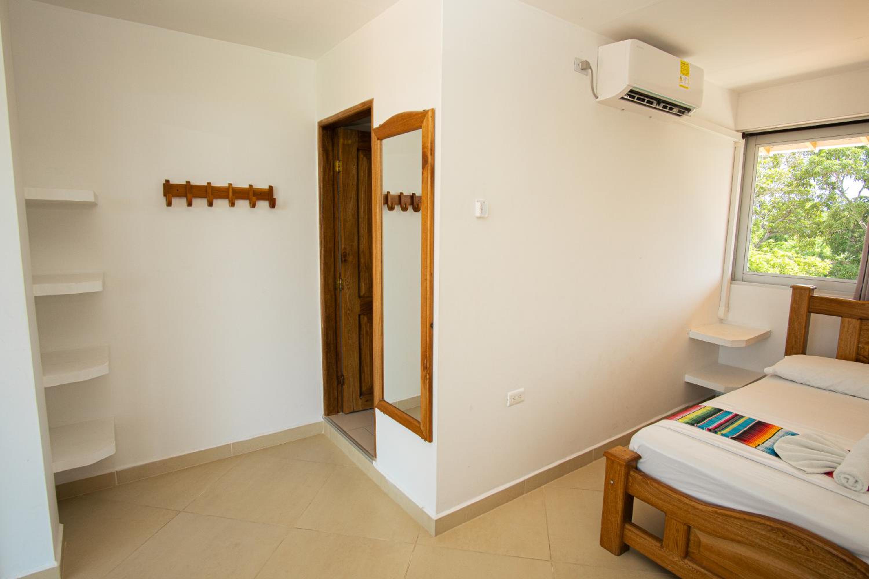 Economy Double Room photo 2