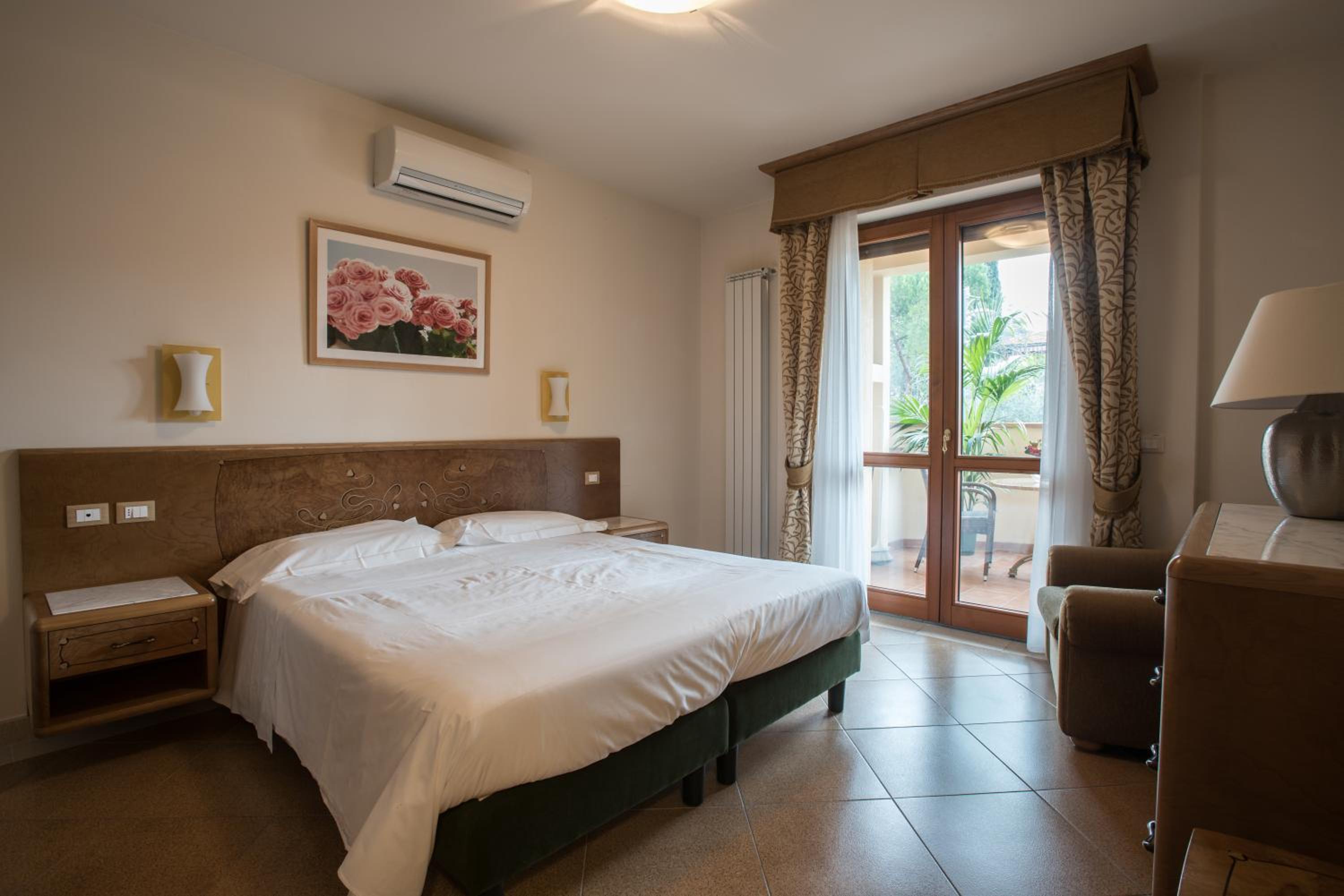 One-Bedroom Apartment (2 Adults) - Photo 7